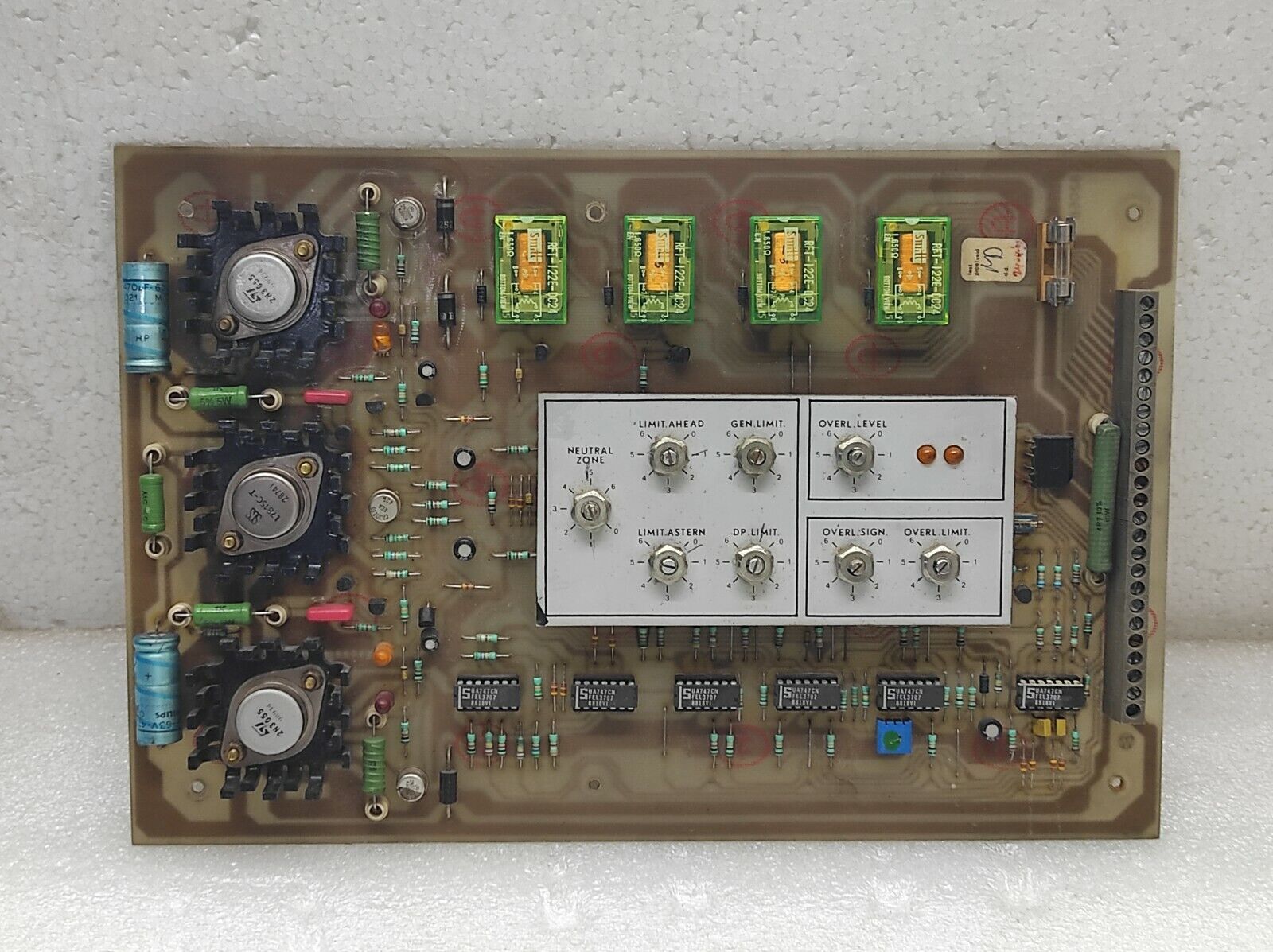 AUTRONICS 82058 PCB DE HOOP GROENPOL