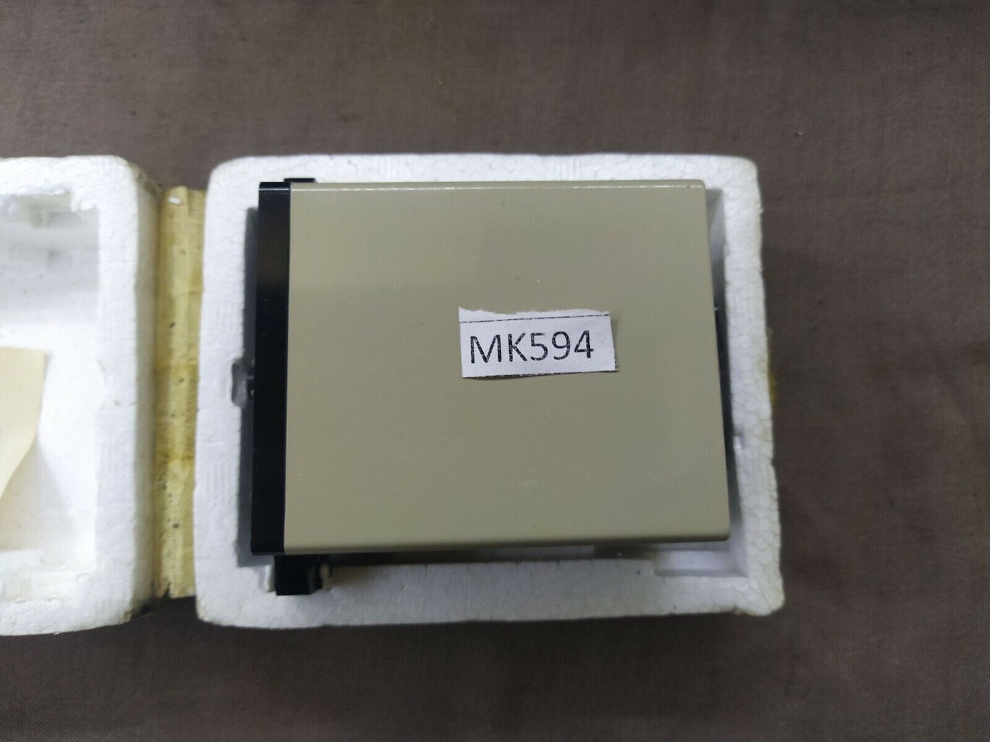 Omron SDV-FL6 Voltage Sensor 100-110V AC SDV-FL