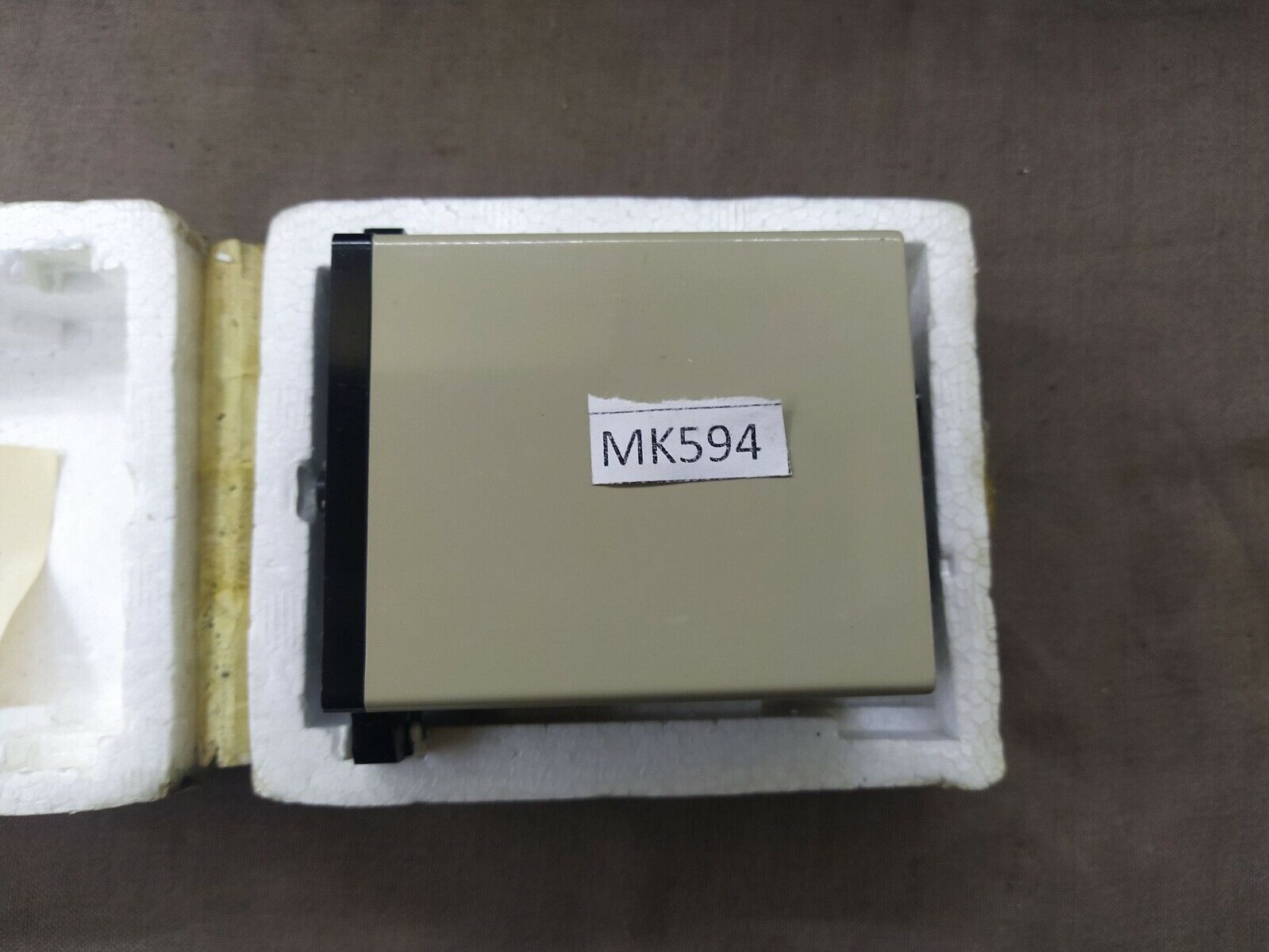 Omron SDV-FL6 Voltage Sensor 100-110V AC SDV-FL