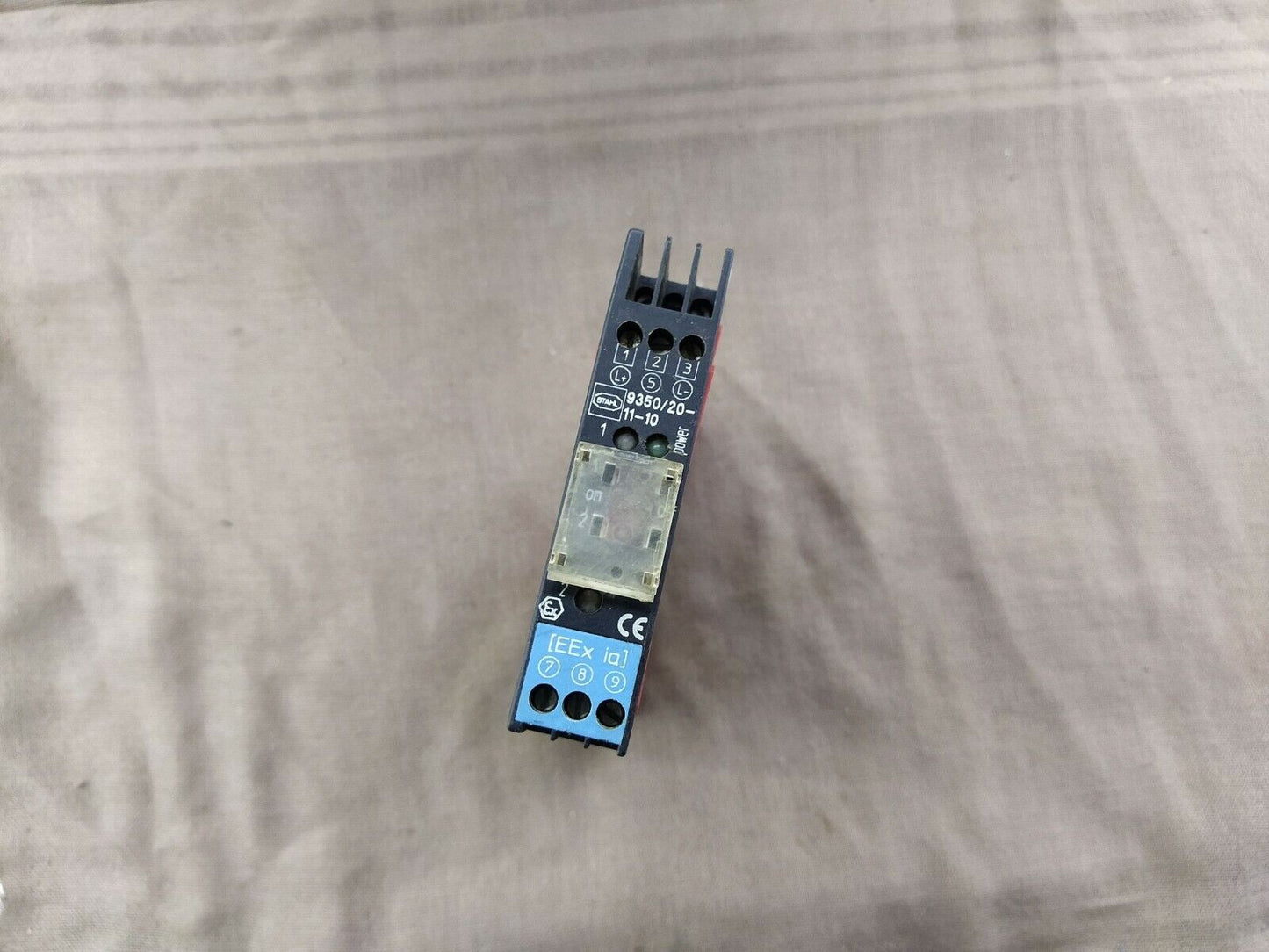 Stahl 9350/20-11-10 ICS PAK Switching Repeater Module 24VDC