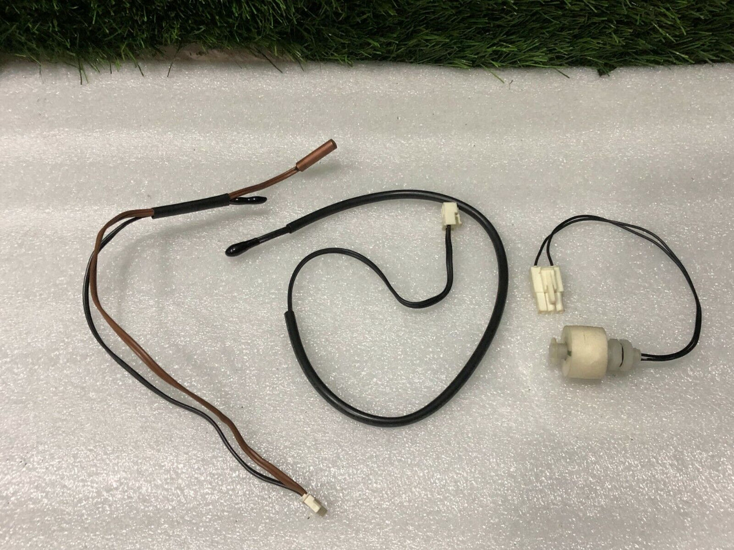 H40-JCR-024 THERMISTOR THERMOSTAT AND FLOAT SWITCH