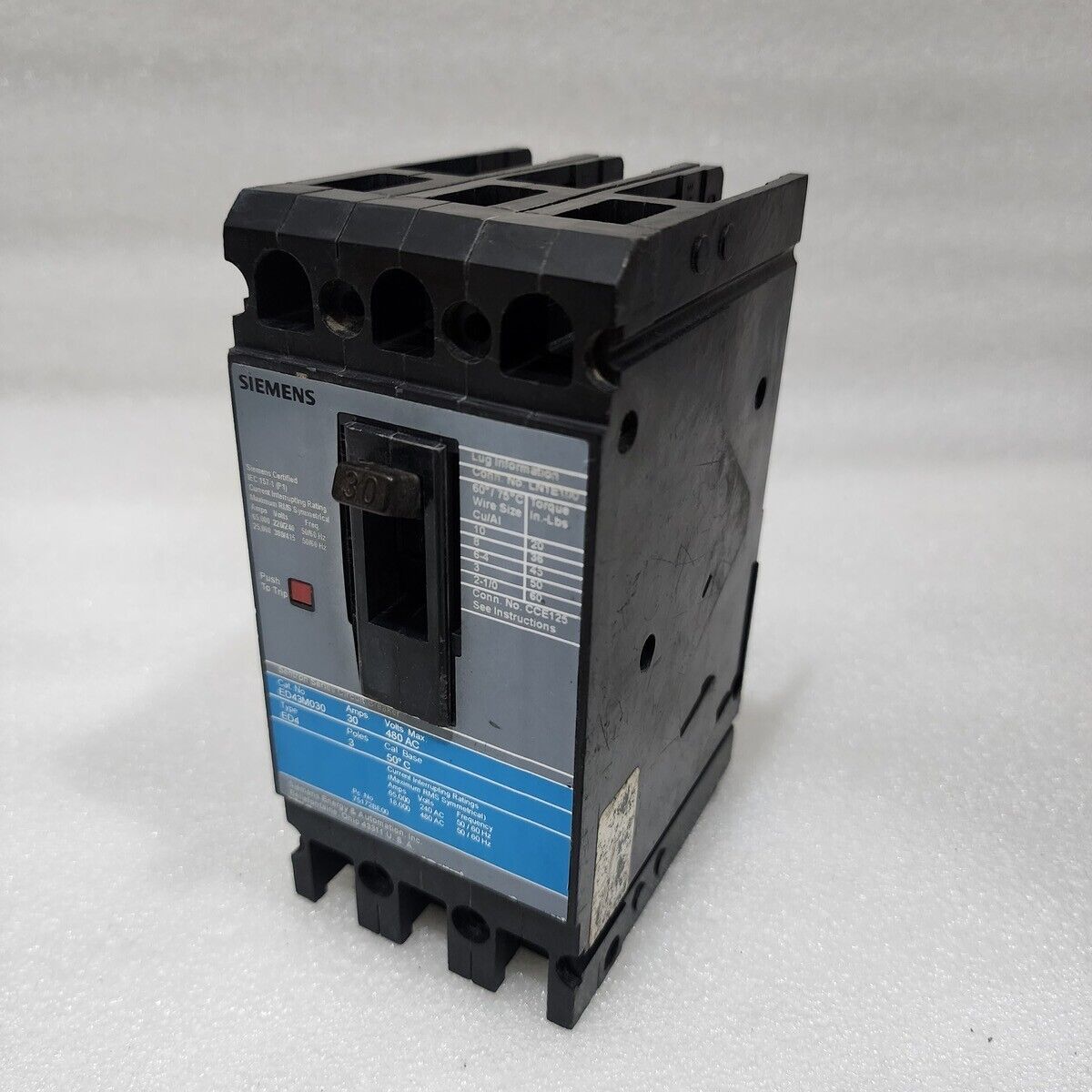 SIEMENS ED43M030 3-POLE CIRCUIT BREAKER 30A