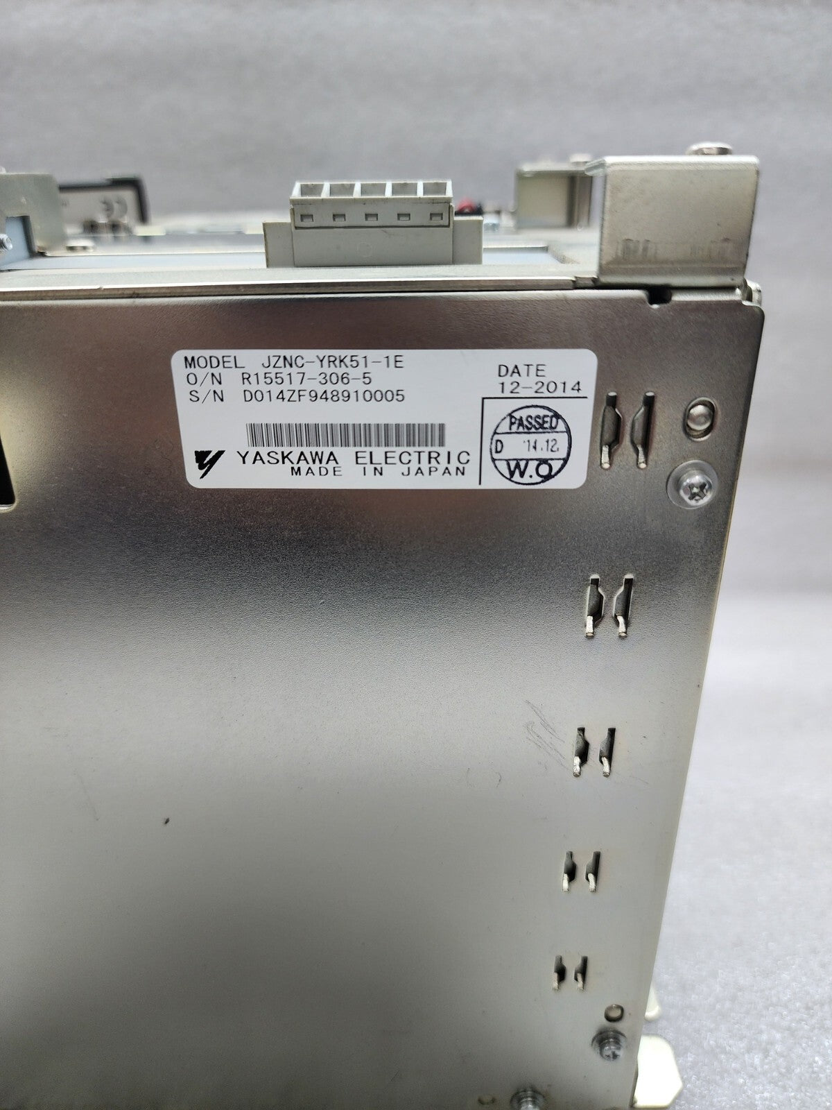 YASKAWA JZNC-YRK51-1E ROBOT CPU SERVO DRIVE R15517-306-5