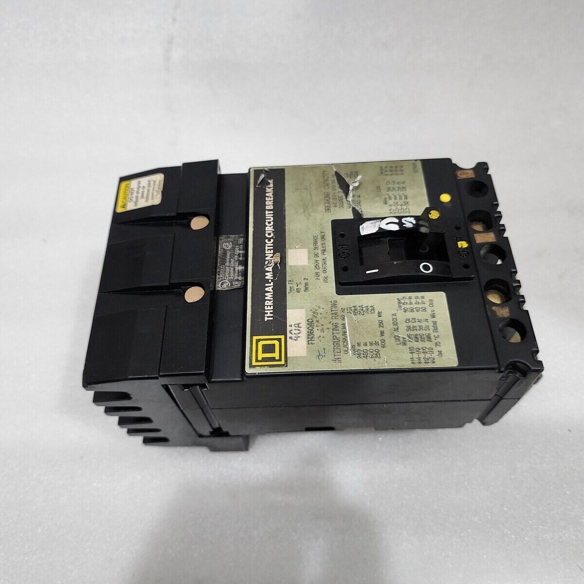 SQUARE D FH36040 40A THERMAL MAGNETIC CIRCUIT BREAKER 600VAC/250VDC