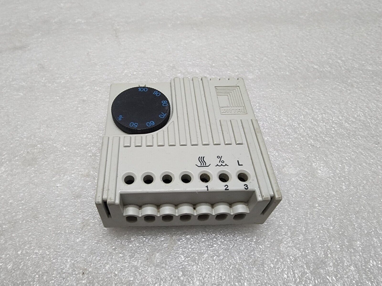 RITTAL SK3118 THERMOSTAT 24-250V AC-DC