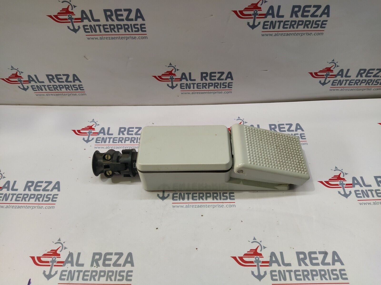 STAHL 8334/1 11-1-1 FOOT SWITCH