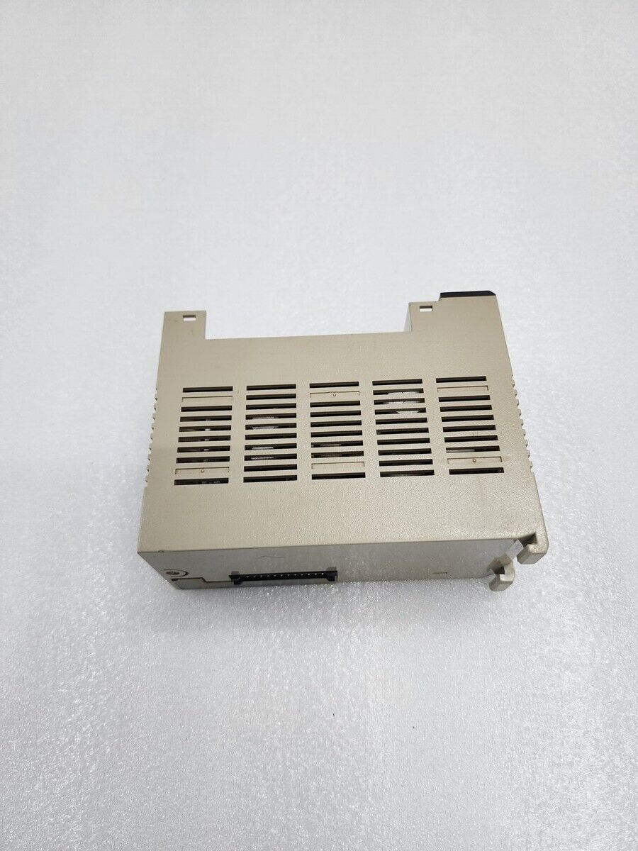 OMRON C200HW-PA204 POWER SUPPLY UNIT