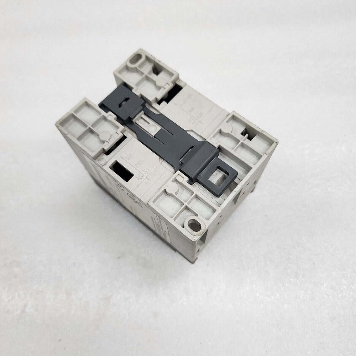 ABB XI16E1 DIGITAL INPUT MODULE XI16E1-E4.0 1SBP260100R1001