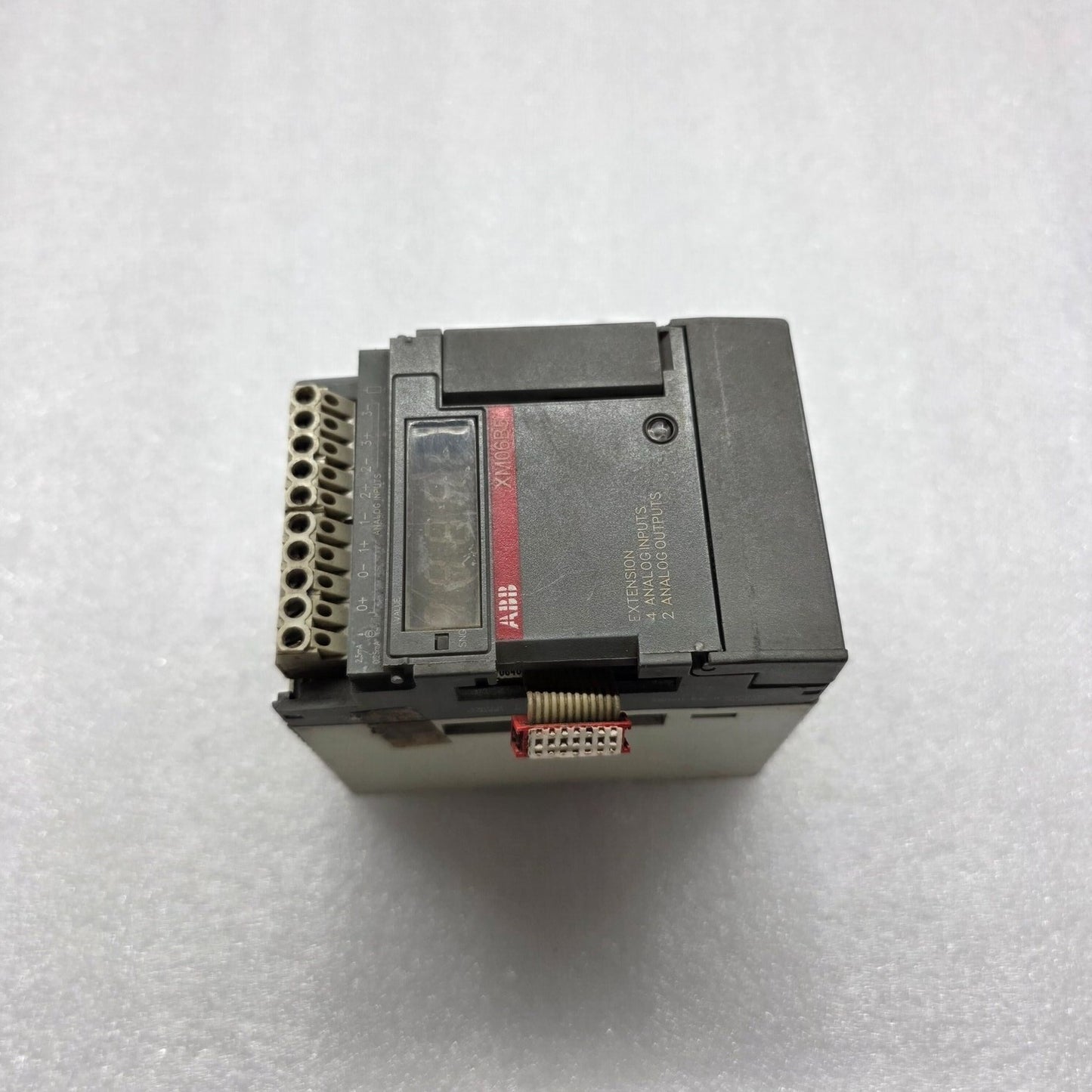 ABB XM06B5-J12.0 EXTENSION I/O MODULE 1SBP260103R1001