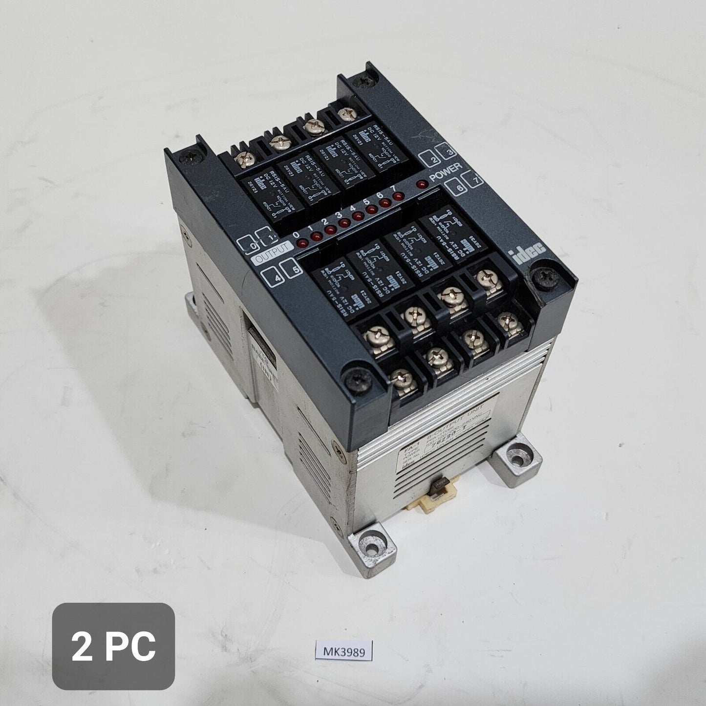 Idec PFA-1T081 Output Module Relay Out 8 Point PLC 100-120/200-240 VAC PFA1T081