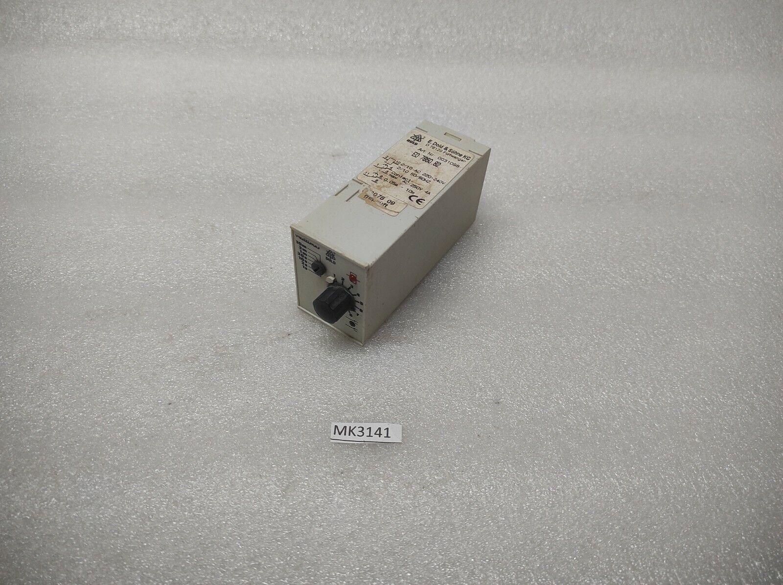 DOLD E0 7860.82 TIME RELAY 0031098 220-240V 0.05S-10M