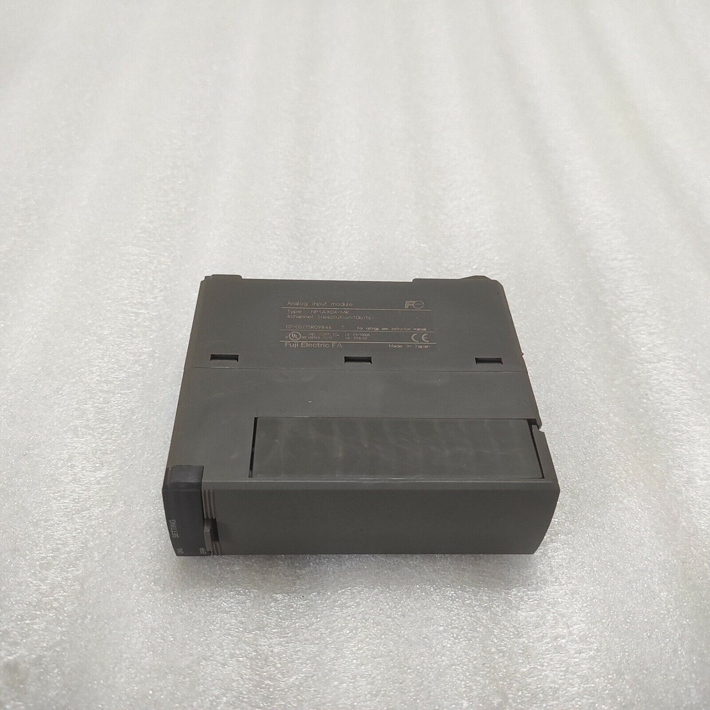 FUJI ELECTRIC NP1AX04-MR ANALOG INPUT MODULE NP1AX04MR