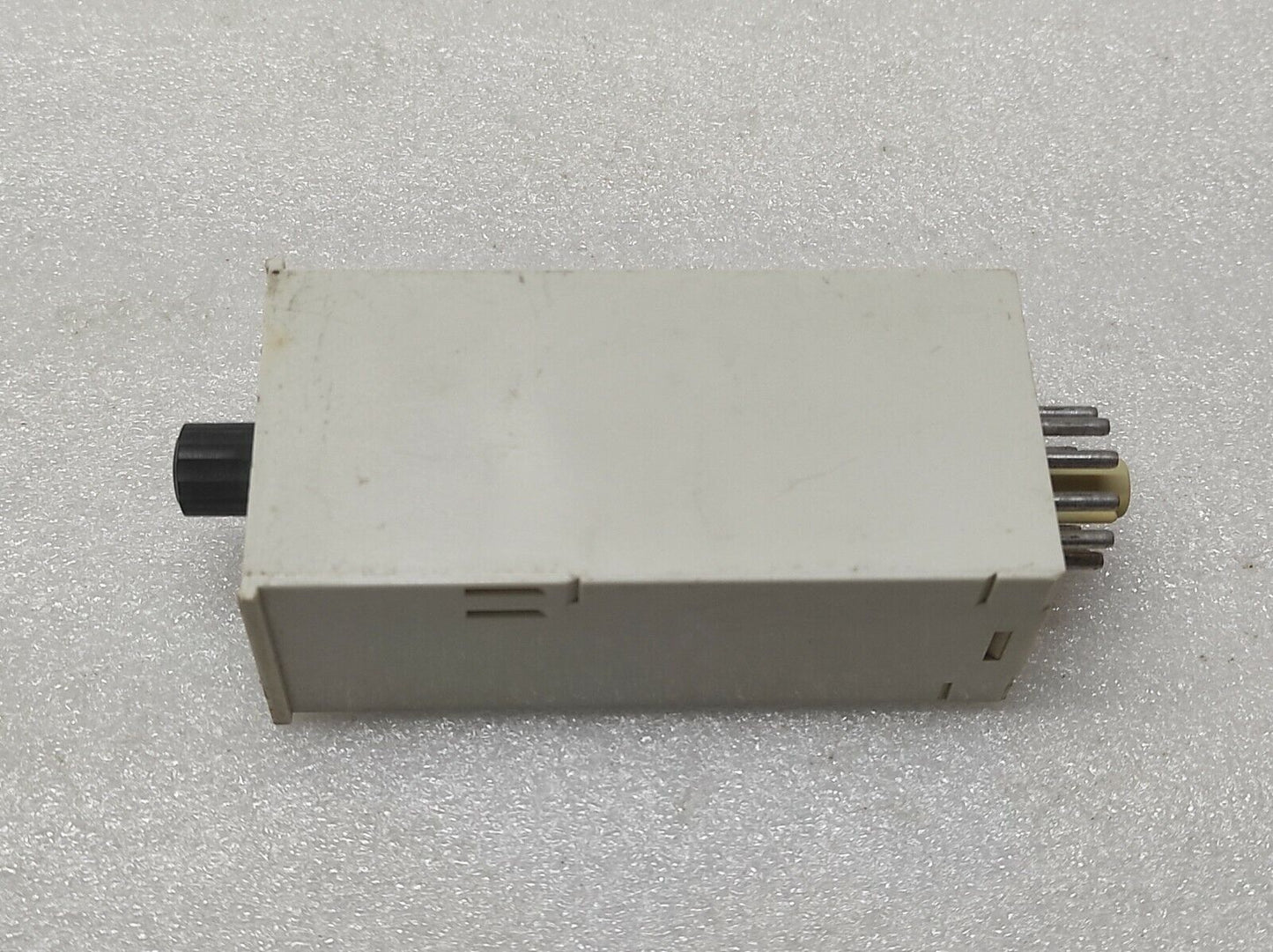 DOLD E0 7860.82 TIME RELAY 0031098 220-240V 0.05S-10M