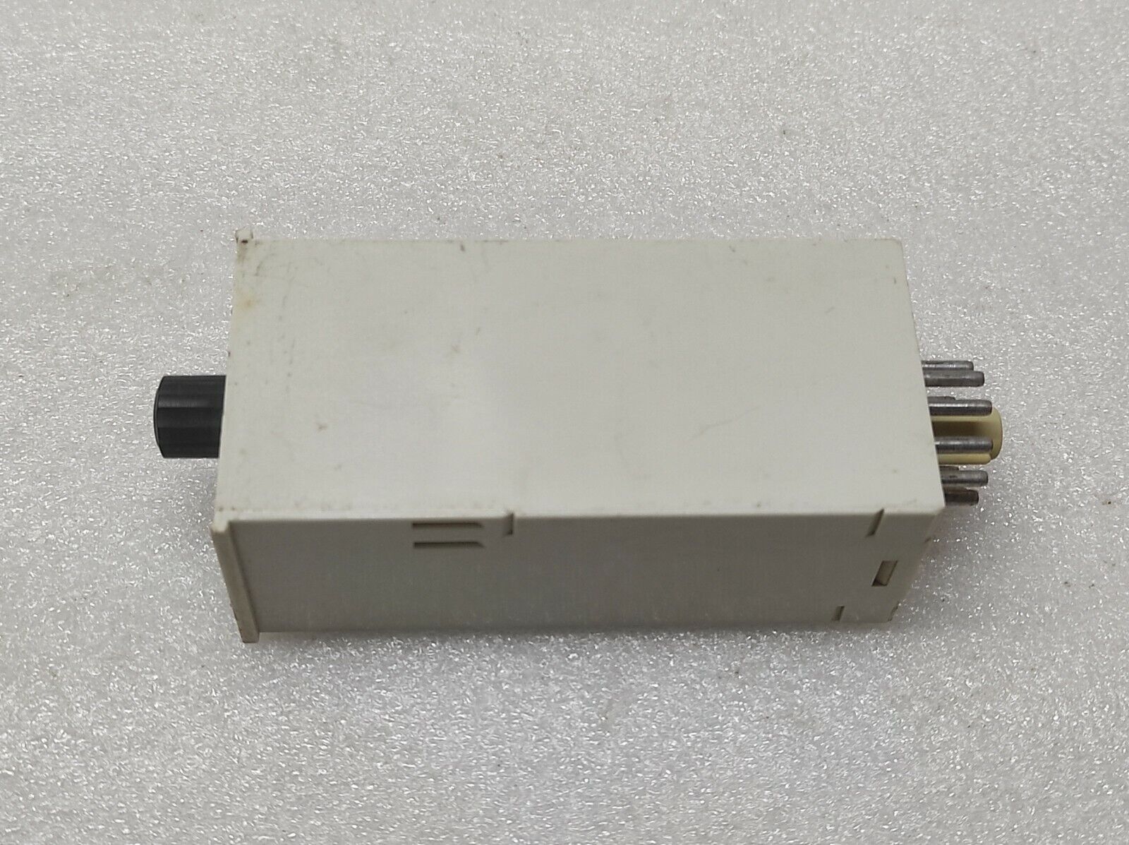 DOLD E0 7860.82 TIME RELAY 0031098 220-240V 0.05S-10M