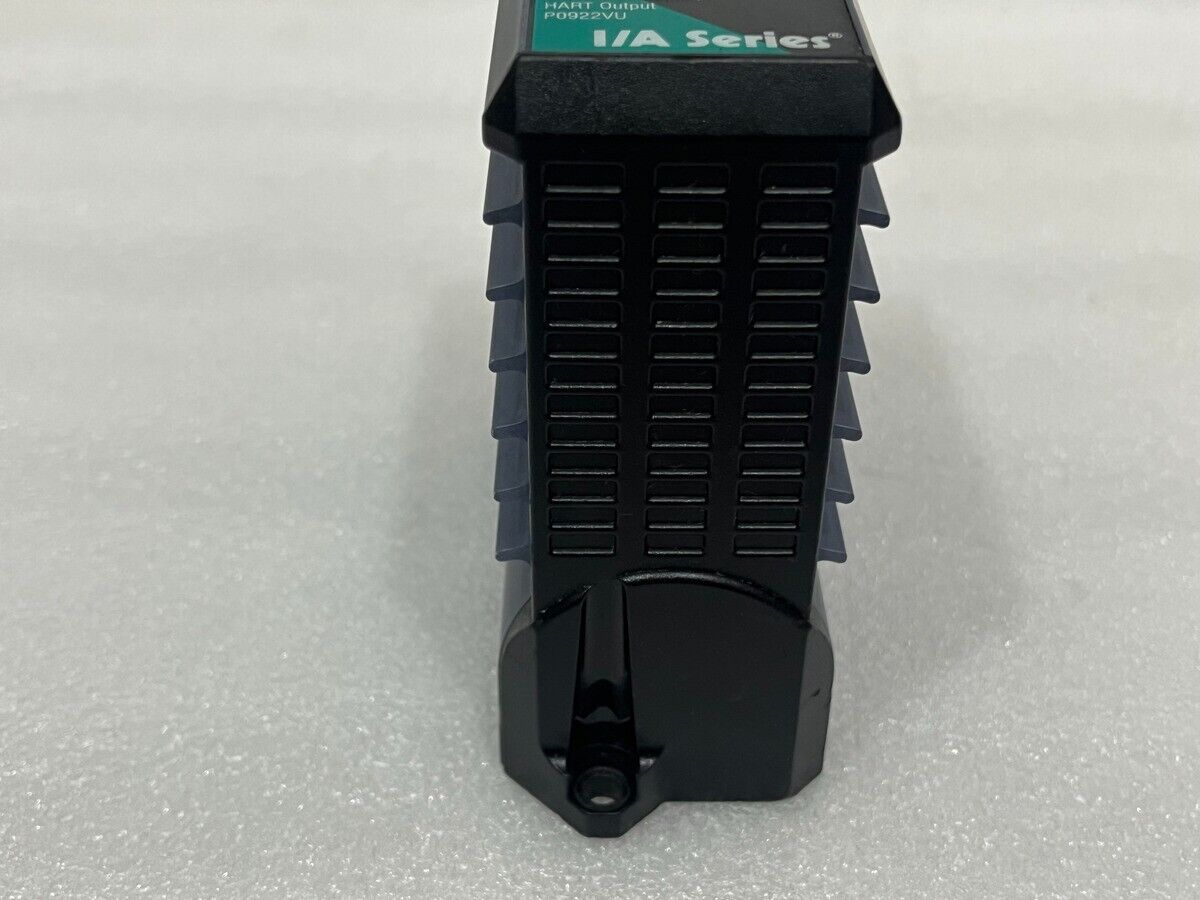 FOXBORO INVENSYS FBM215 8CH ISOLATED COMMUNICATION HART OUTPUT P0922VU