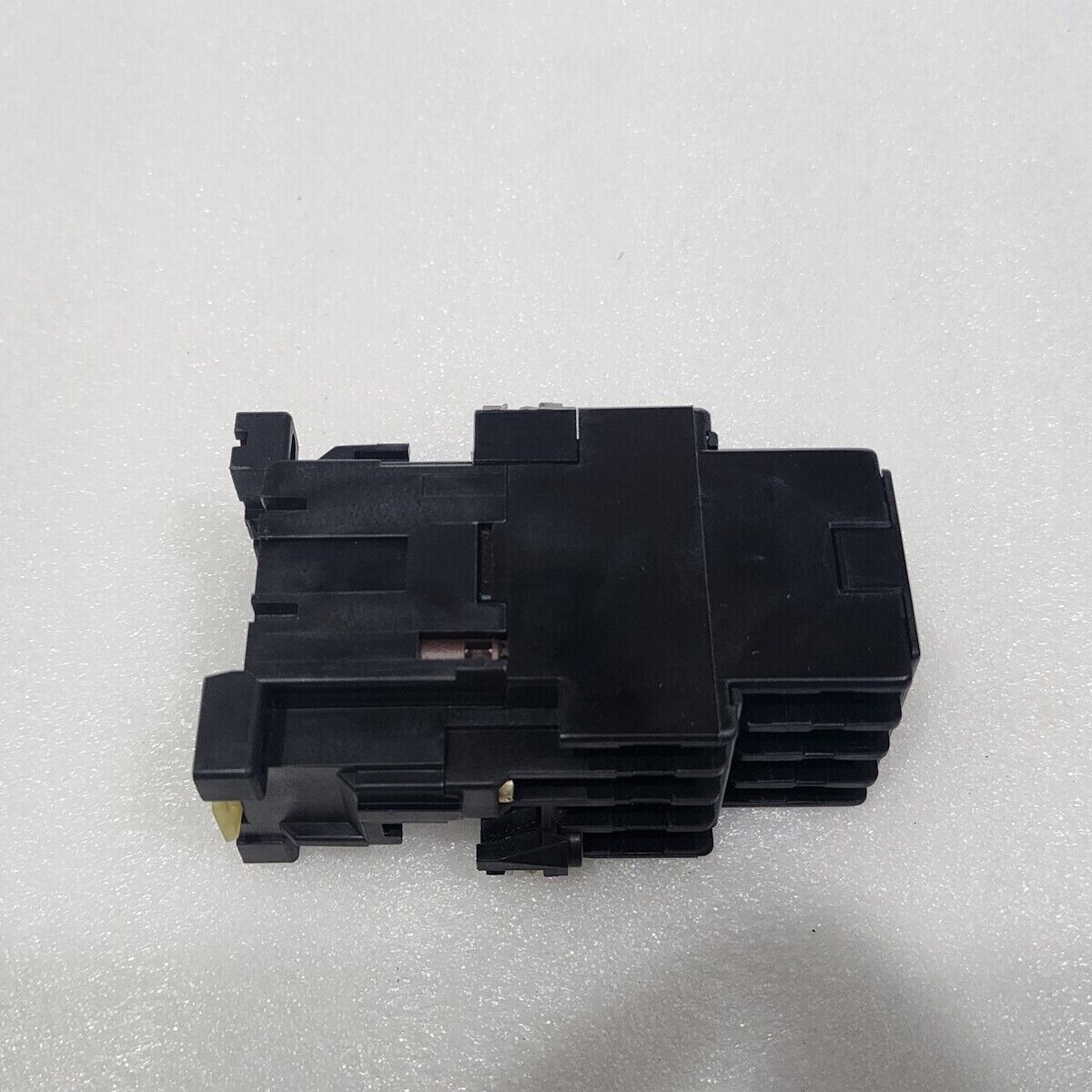 ABB K44E CONTROL RELAY FPH1421001R0444 COIL VOLTAGE 110-127V