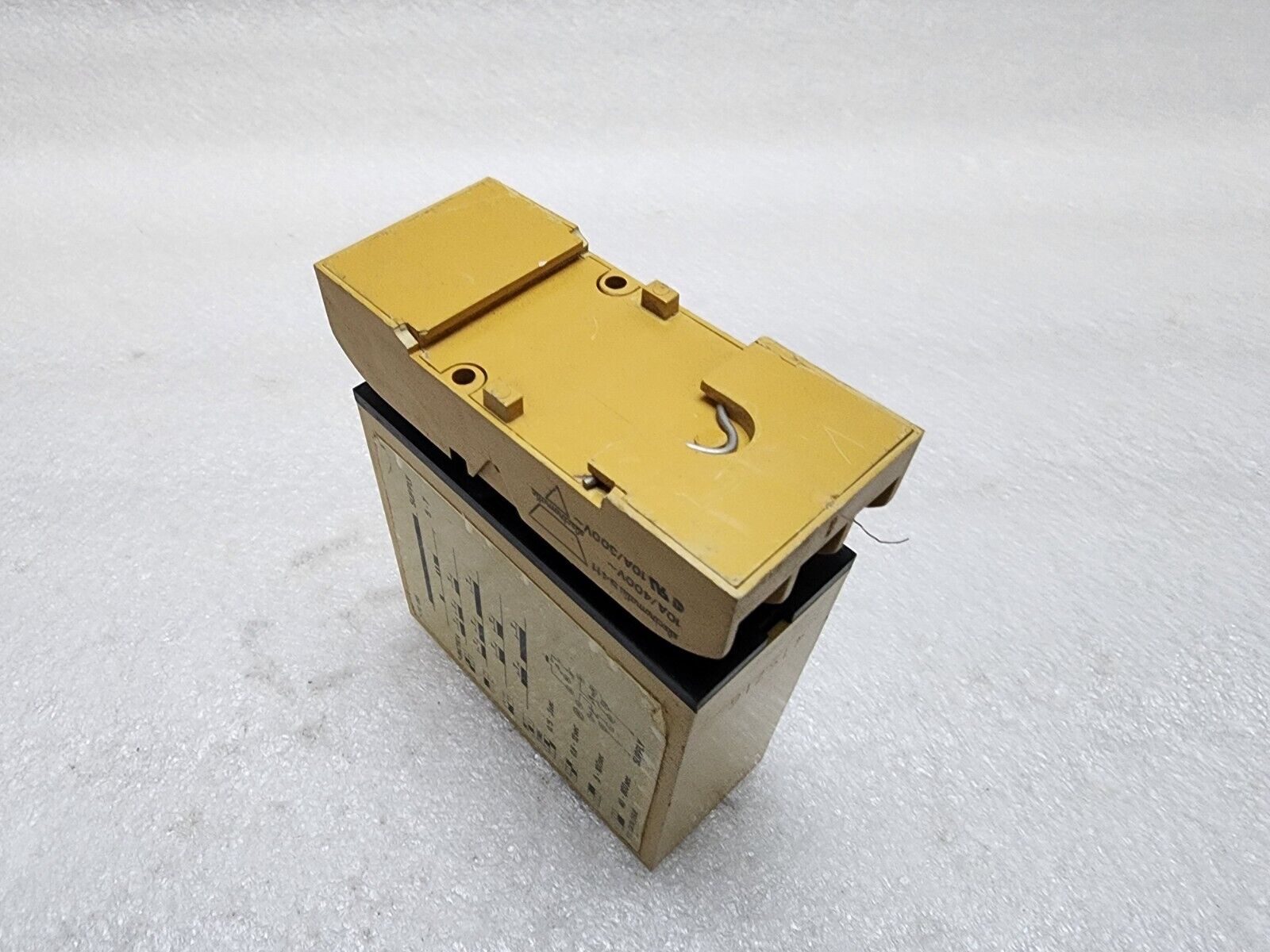 CARLO GAVAZZI S 112 166 230 INTERVAL TIMER S112166230 230V