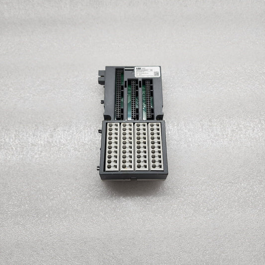 ABB TU516 I/O TERMINAL UNIT 1SAP212000R0001