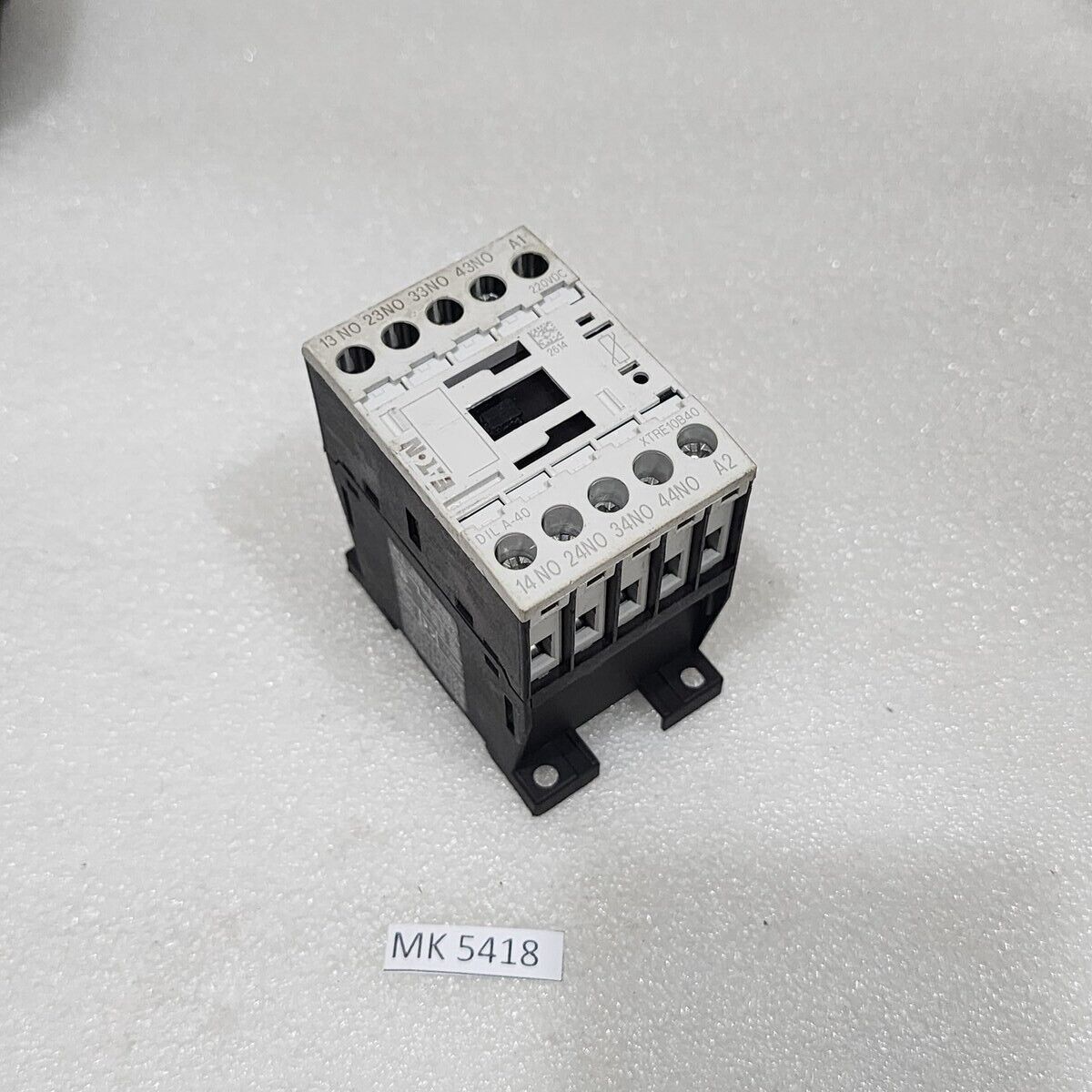 EATON DIL A-40 MAGNETIC CONTACTOR XTRE10B40 220VDC