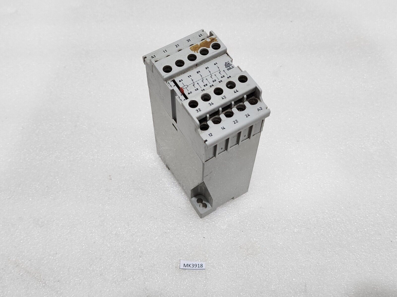 DOLD AD 866.14 SWITCHING RELAY 110V