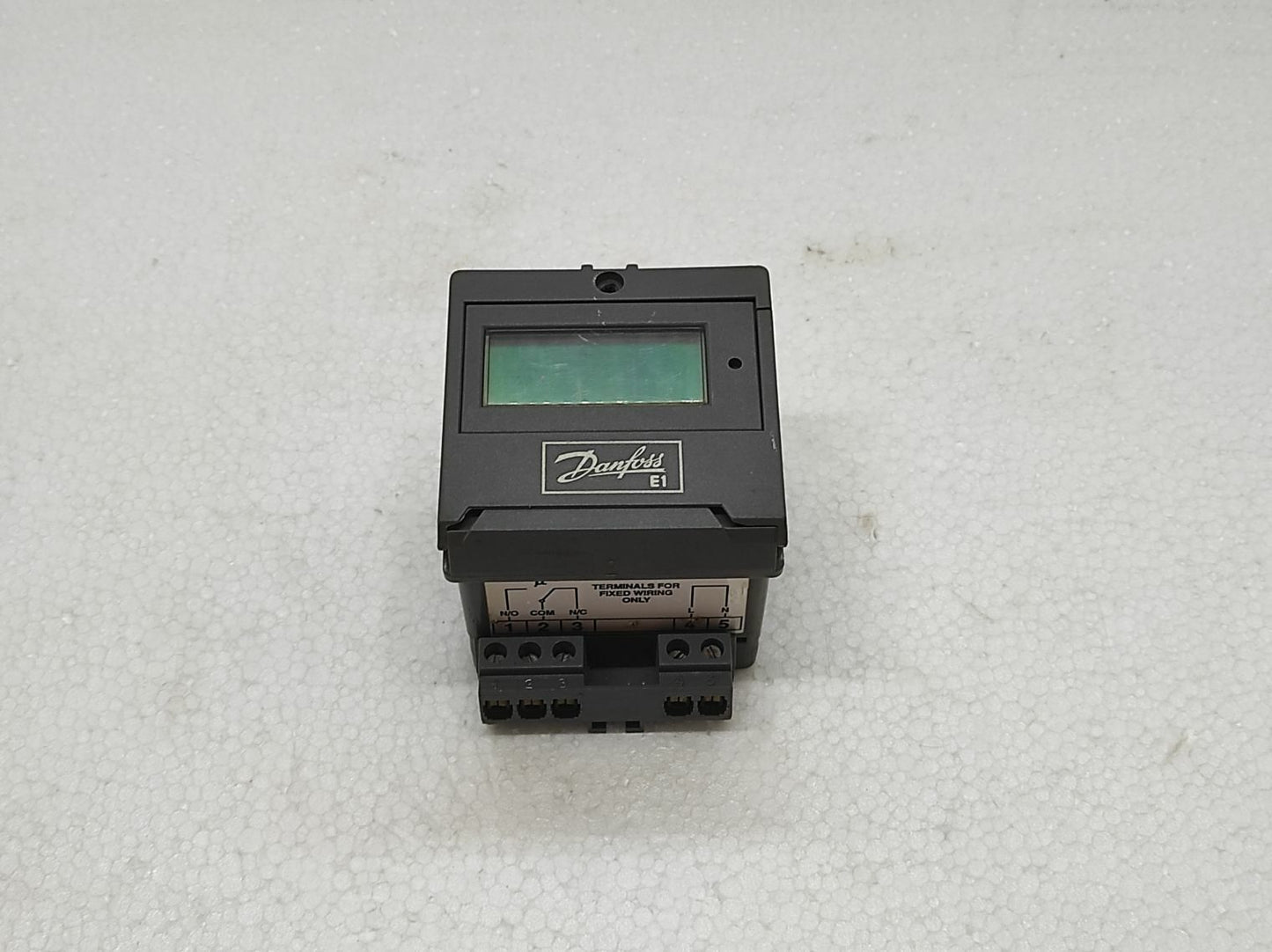 DANFOSS E1 ELECTRONIC TIME SWITCH 100/125 VAC