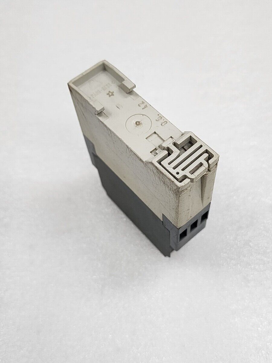 ABB CM-MSS THERMISTOR MOTOR PROTECTION RELAY 1SVR430811R1300