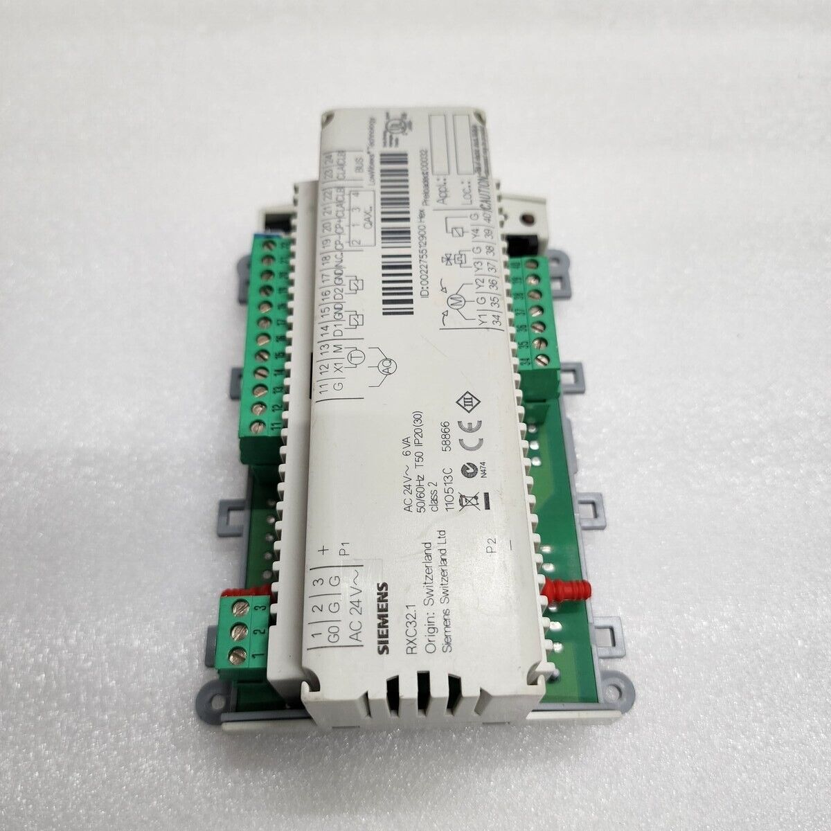 SIEMENS RXC32.1 CONTROLLER WITH GLB 131.1E ACTUATOR 24VAC