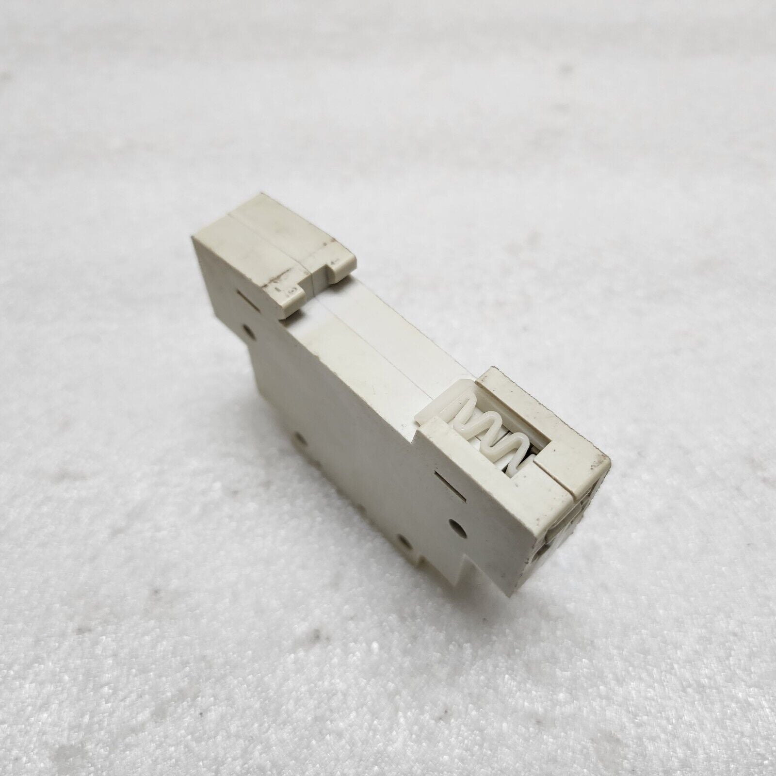 SIEMENS 5TE4700 N-TYPE PUSH BUTTON 16A 230V