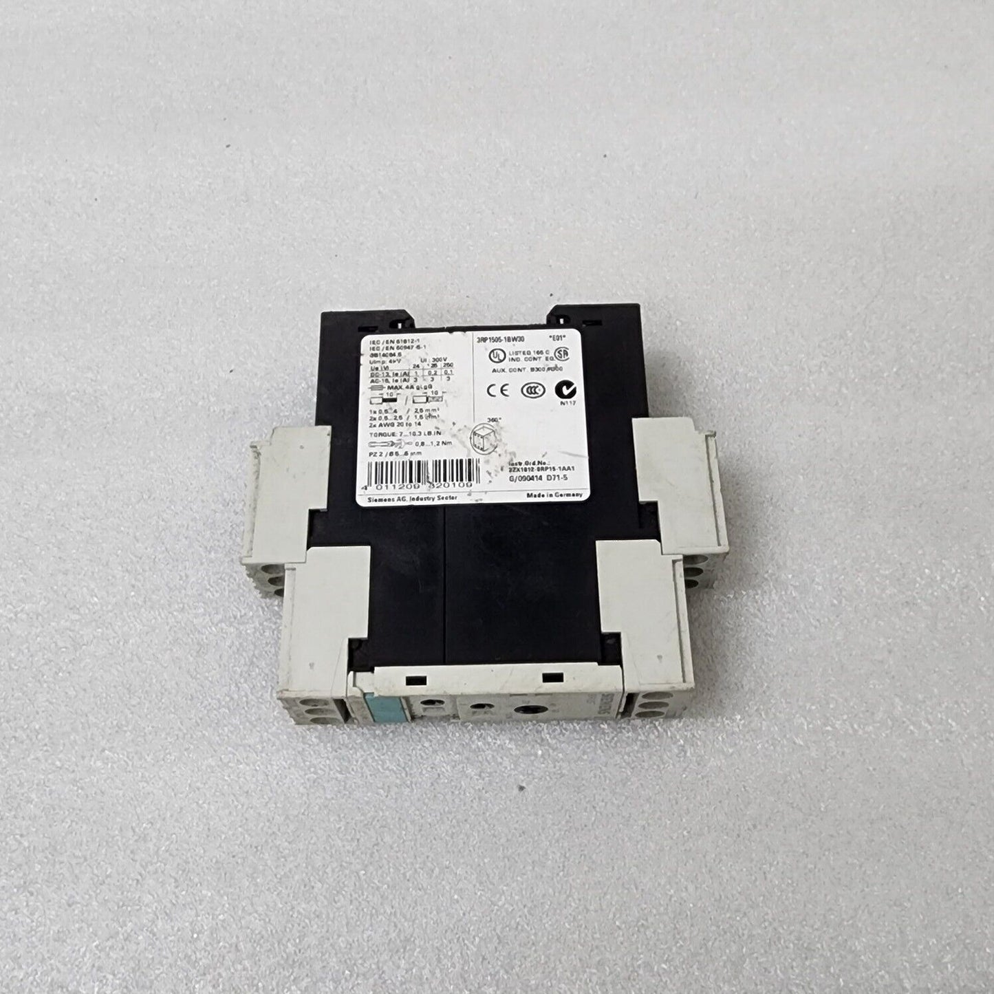 SIEMENS 3RP1505-1BW30 ELECTRONIC TIME RELAY