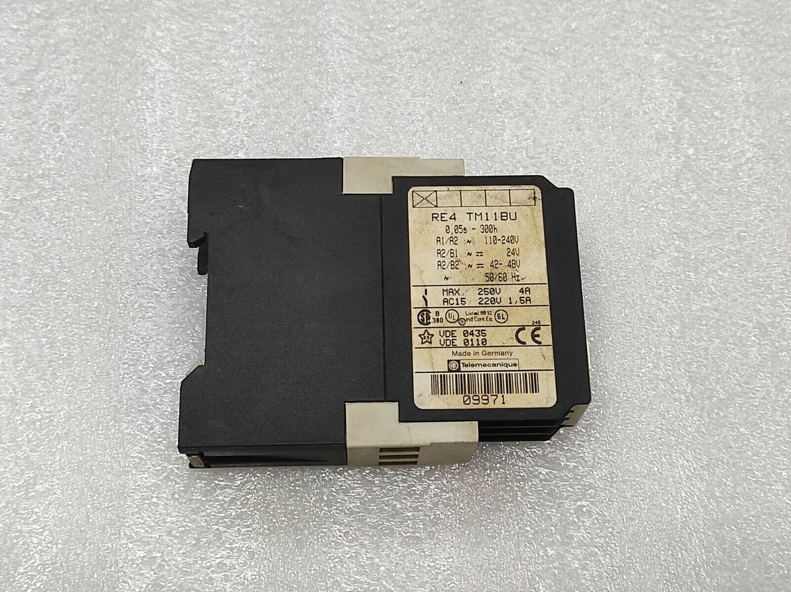 TELEMECANIQUE RE4 TM1 1BU TIMING RELAY 09971 110-240v/24v/42-48V 0.05S-300H RE4 