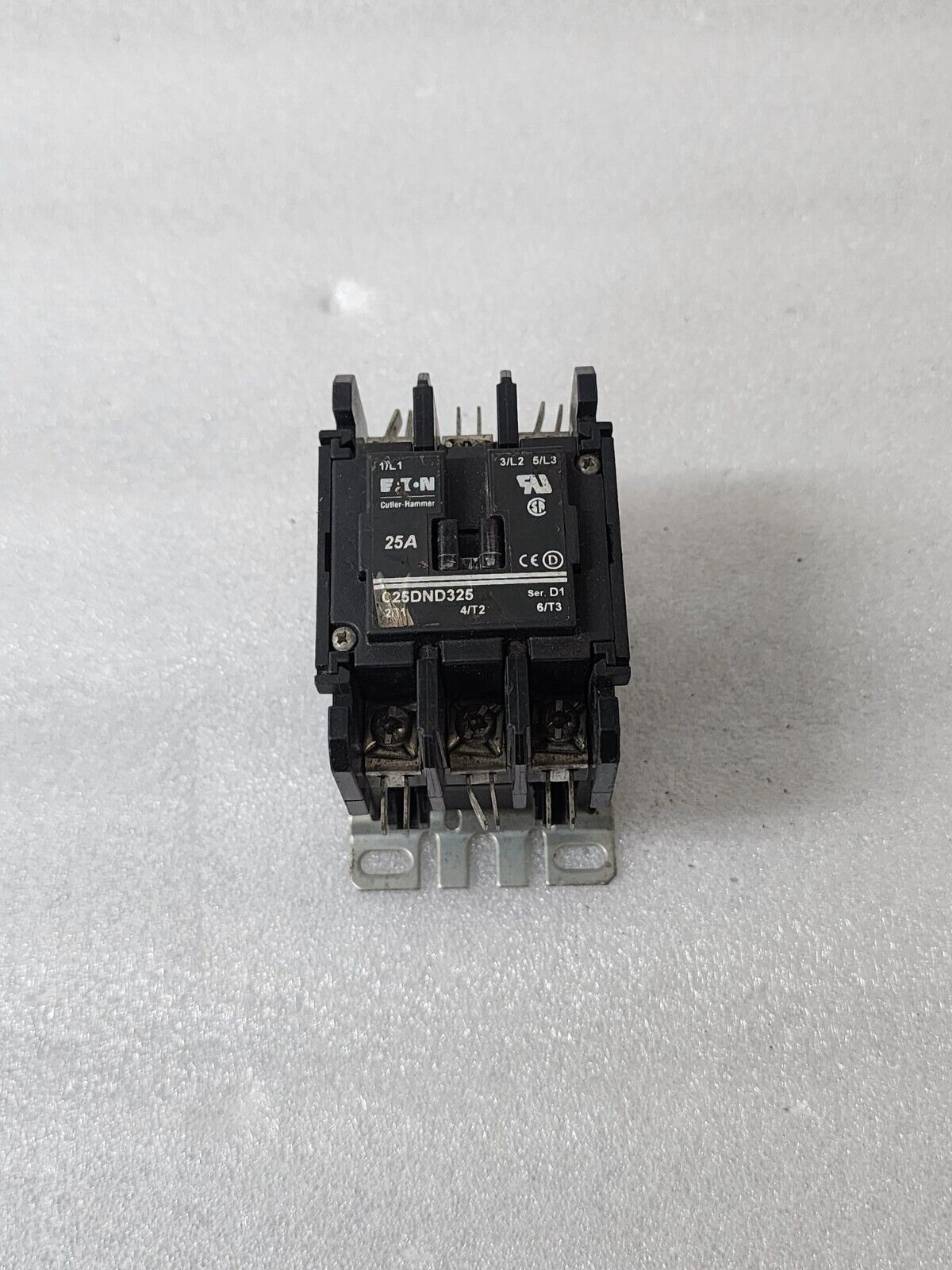 EATON C25DND325 3-POLE MAGNETIC CONTACTOR 25A 24VAC