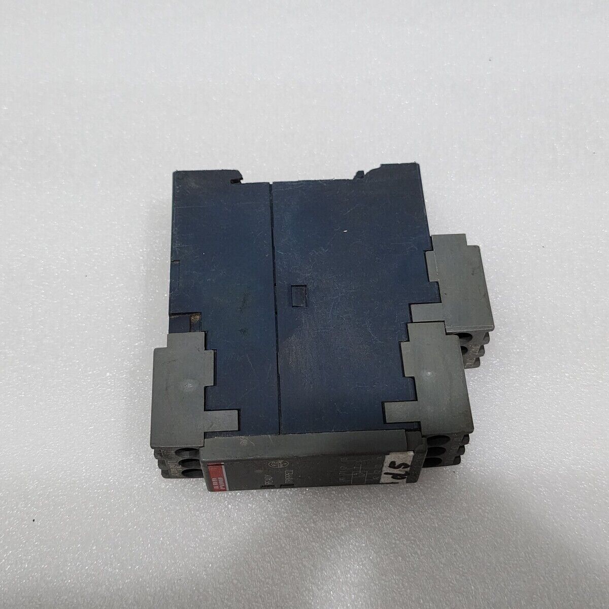 ABB C505.02 THERMISTOR MOTOR PROTECTION UNIT 1SAR600011R0002