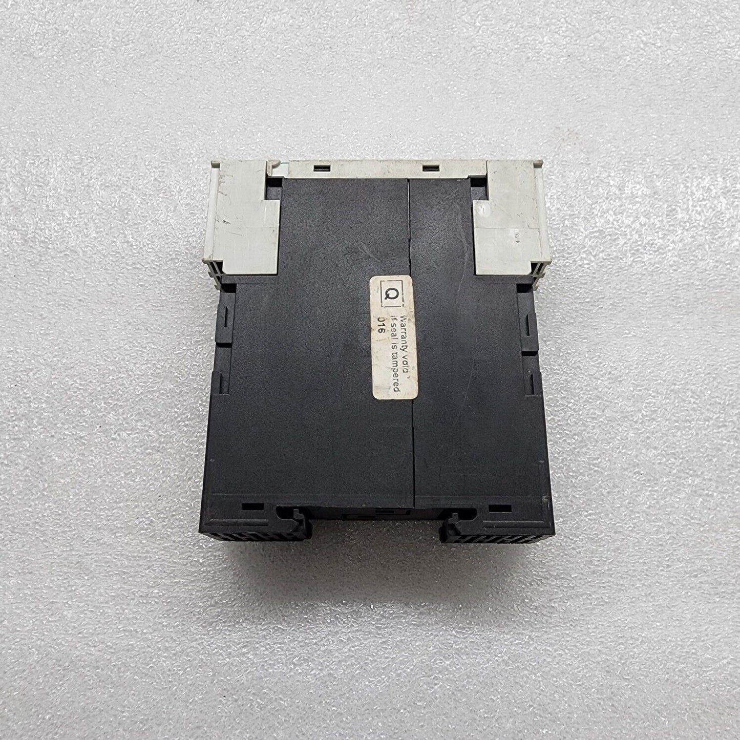SIEMENS 3RP1576-1NP20 STAR DELTA TIMER 230-400V