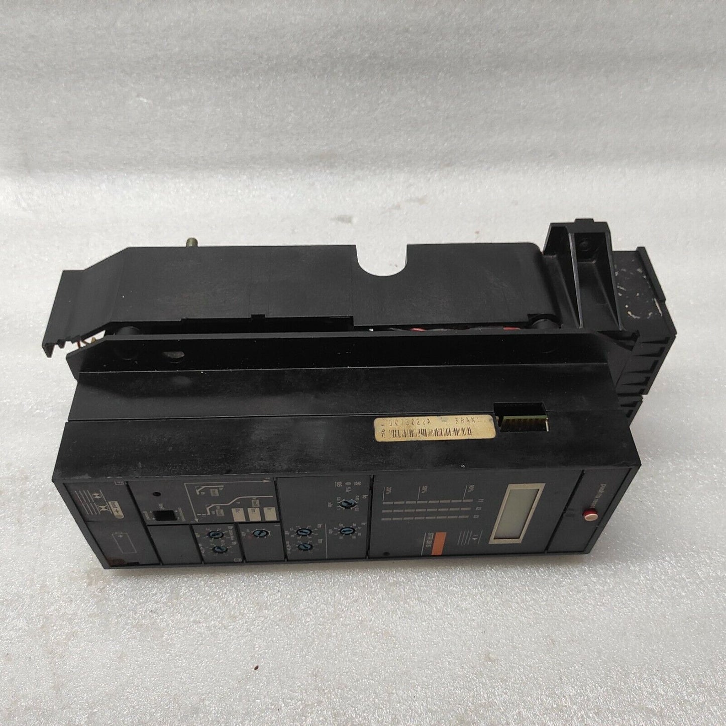 MERLIN GERIN STR38S MASTERPACT FOR CIRCUIT BREAKER 1200A