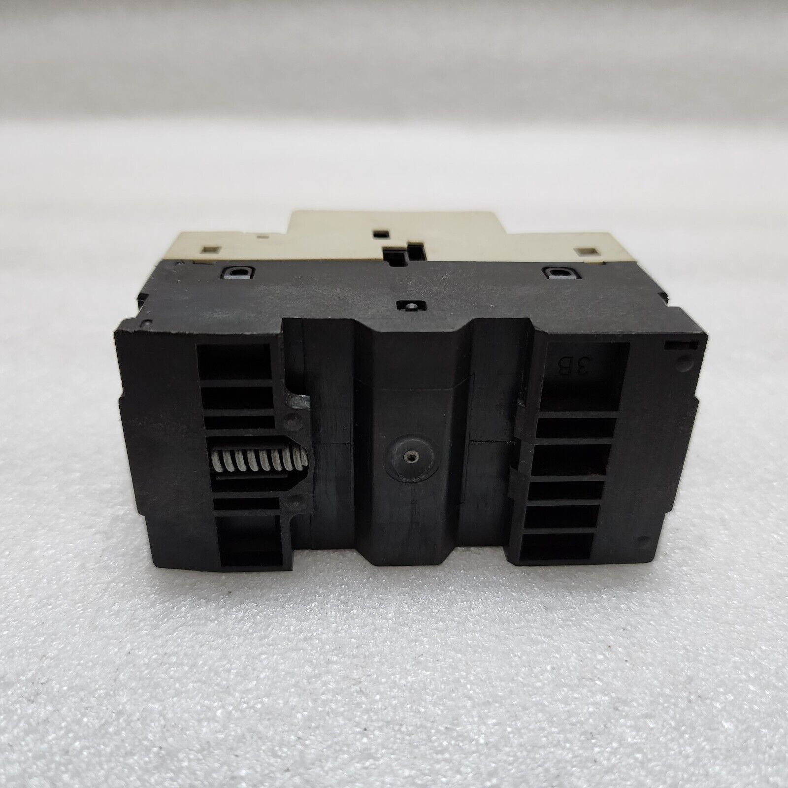 TELEMECANIQUE GV2-M03 CIRCUIT BREAKER MOTOR PROTECTION 0.25-0.4A LOT OF 30 UNIT