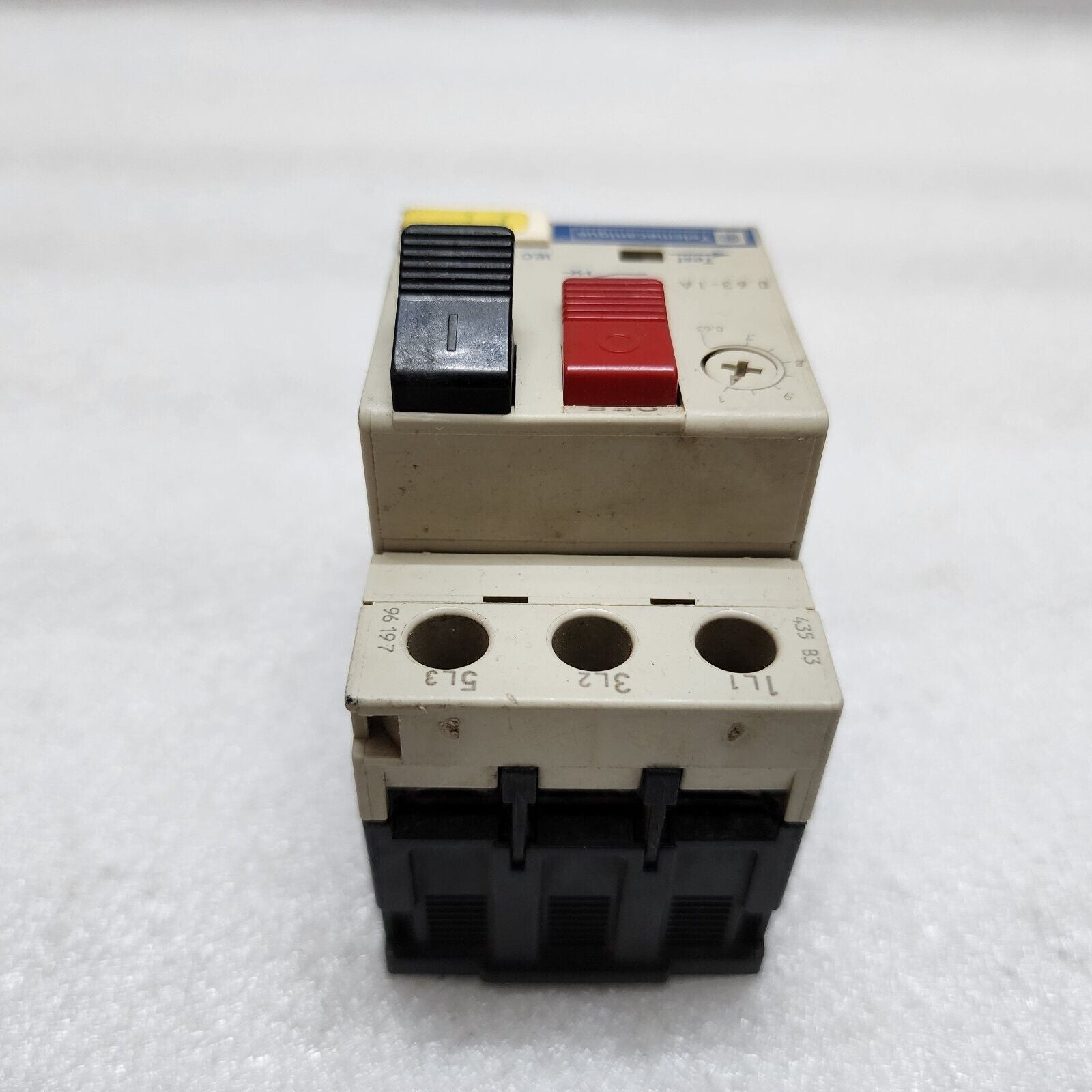 TELEMECANIQUE GV2-M05 CIRCUIT BREAKER MOTOR PROTECTION 0.63-1.0A LOT OF 8 UNIT