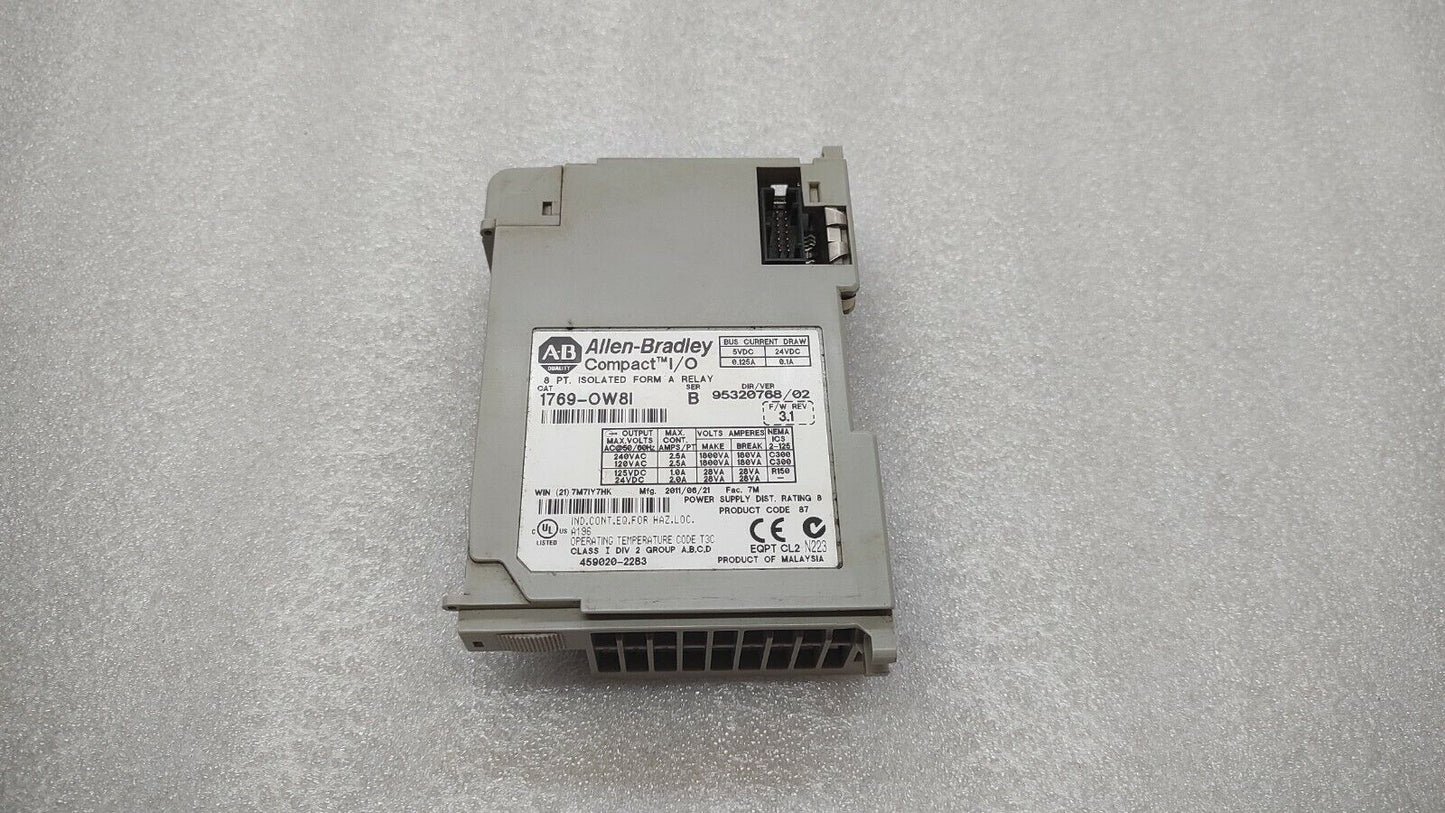 ALLEN BRADLEY CAT 1769-OW8I COMPACT I/O MODULE 