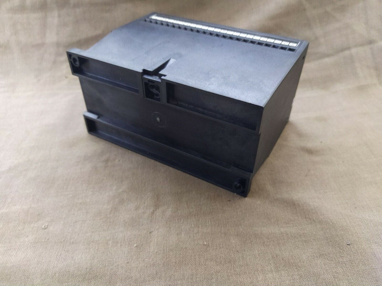 Deif FAS-113DG Synchronisation & Circuit Breaker Closing 243989.10 220V AC