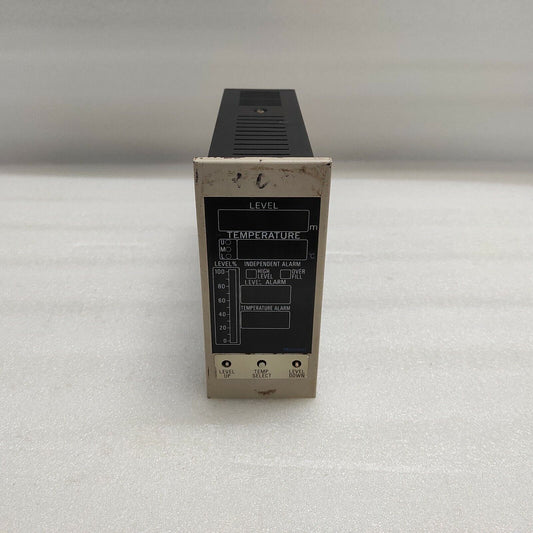 MUSASINO UM1-C13210002 LEVEL CONTROLLER 94A-0325