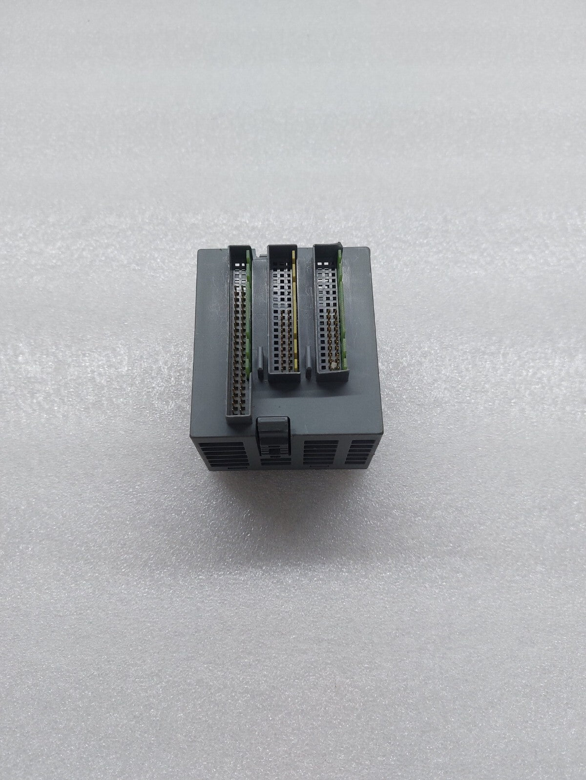 ABB DA501-XC DIGITAL/ANALOG IN/OUT MODULE 1SAP450700R0001