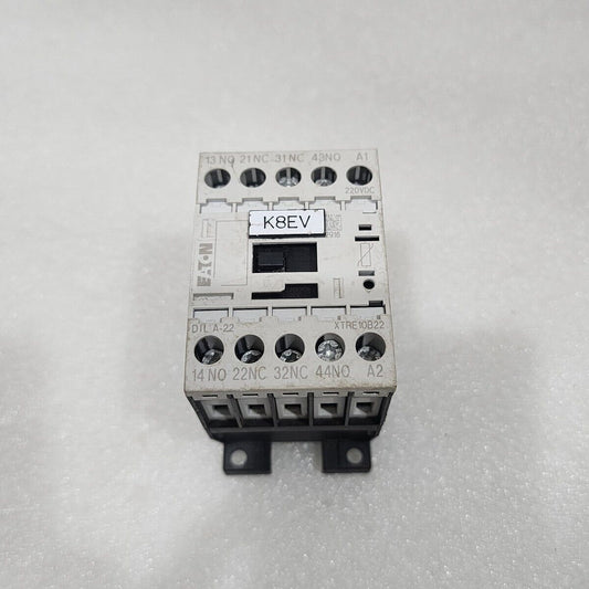 EATON DIL A-22 MAGNETIC CONTACTOR XTRE10B22 220VDC