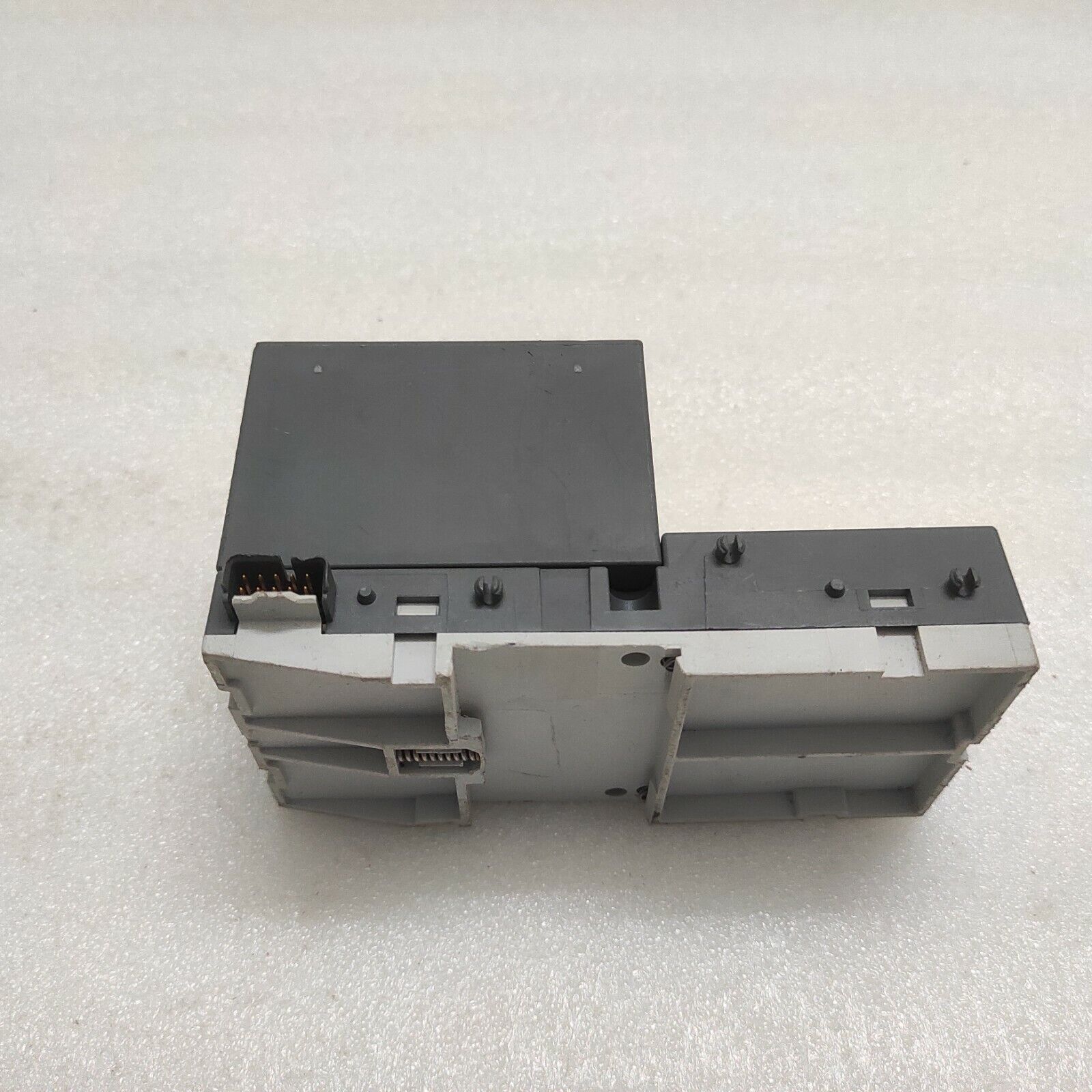 ABB DI524 DO DIGITAL INPUT MODULE 1SAP240000R0001