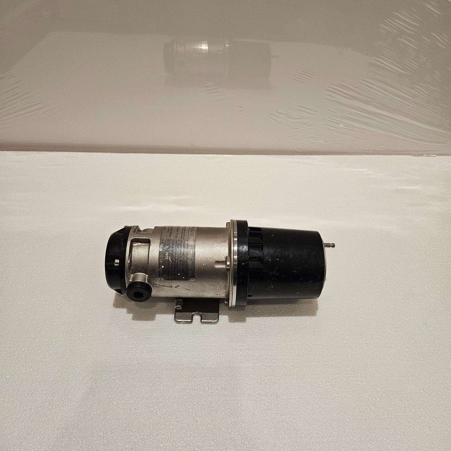 SIMTRONICS GD10-P00-17DG-OXH-00 INFRARED POINT GAS DETECTOR