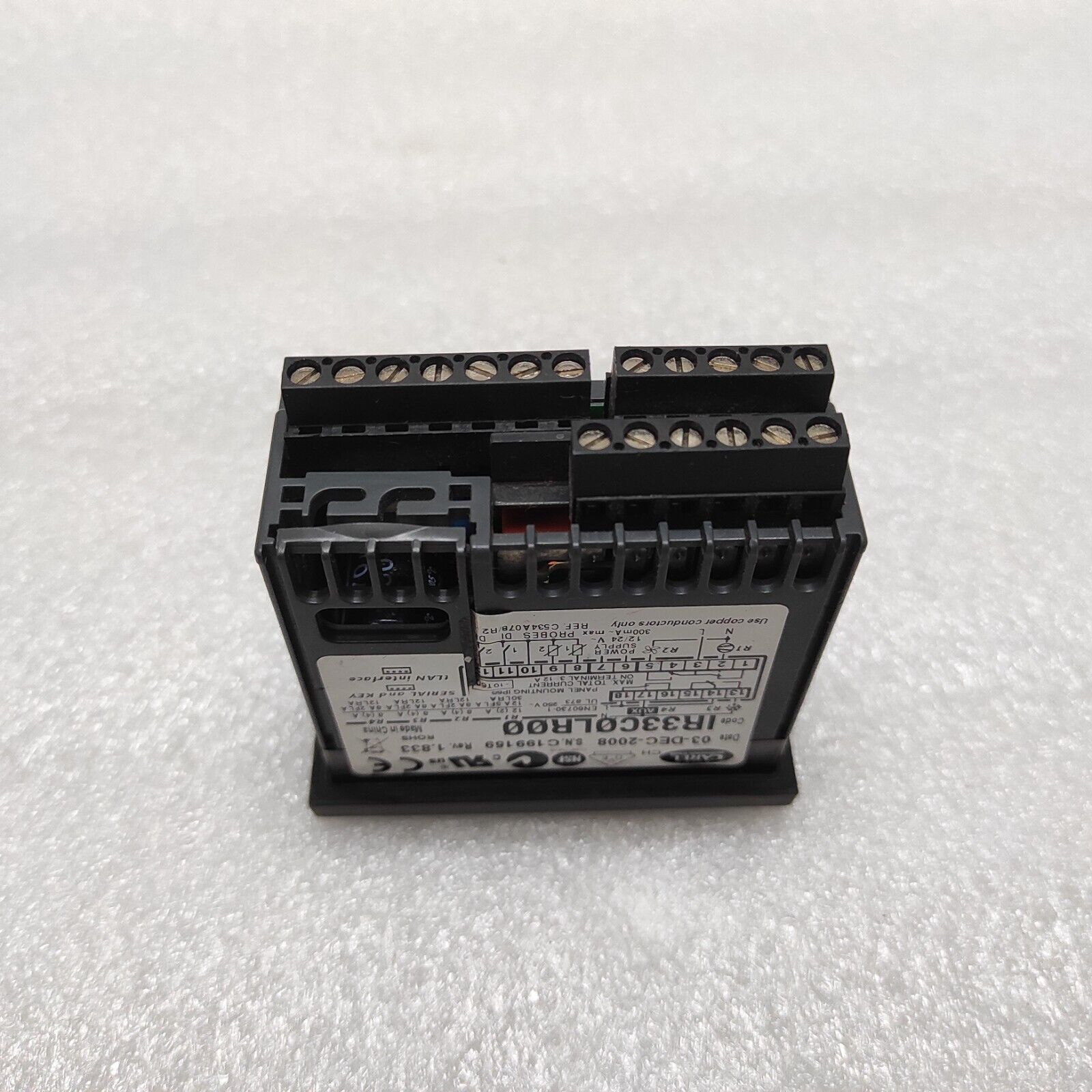 CAREL IR33C0LR00 REFRIGERATION DIGITAL TEMPERATURE CONTROLLER