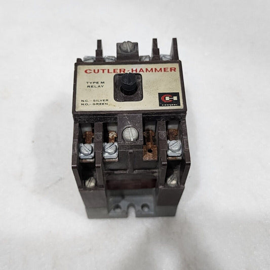 CUTLER HAMMER D26MB TYPE M RELAY COIL VOLTAGE 110-120V SIGNS OF RUSTING