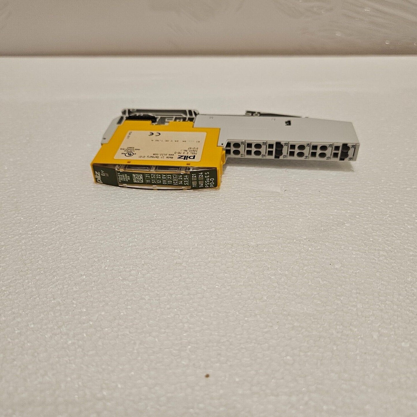 PILZ PSSU E S PD-D I/O PLC MODULE 312197 LOT OF 3 UNIT