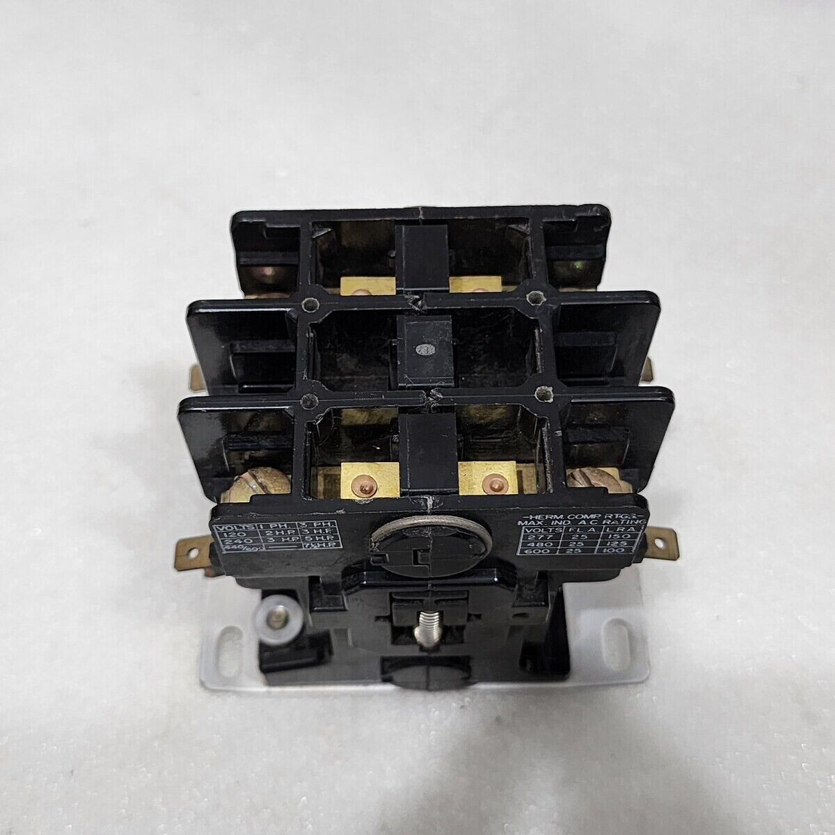 GOULD WESTMINSTER 2200 EB220AA MAGNETIC CONTACTOR 30A COIL VOLTAGE 110-120V