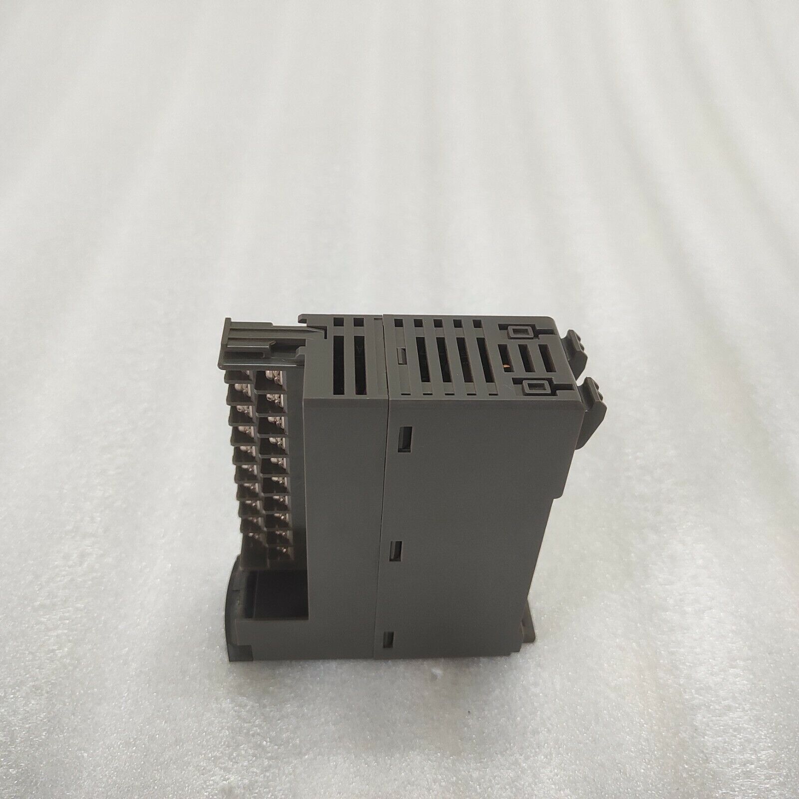 FUJI ELECTRIC NP1X1606-W DIGITAL INPUT MODULE NP1X1606W