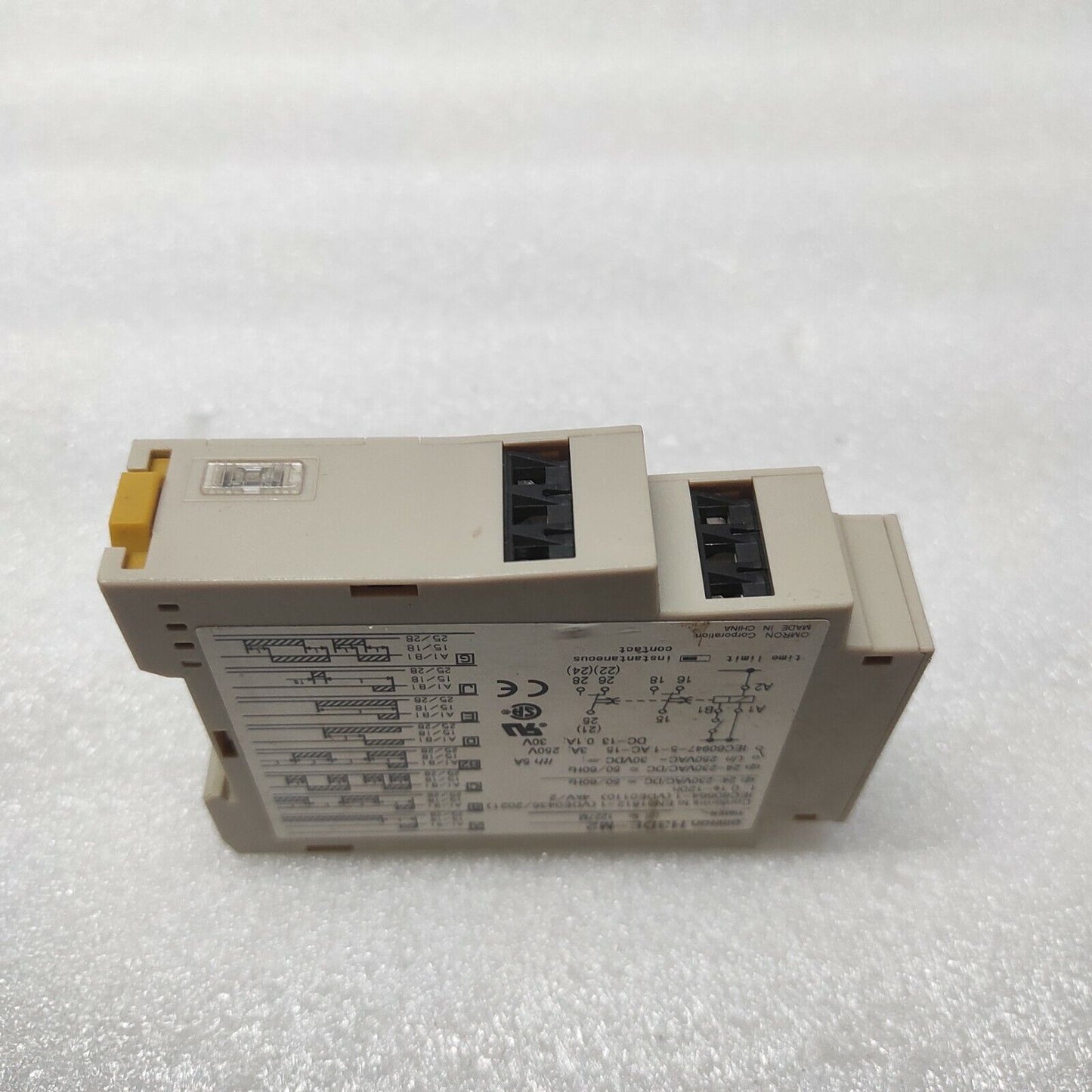 OMRON H3DE-M2 MULTIFUNCTION TIME RELAY 0.1S-120H 24-230VAC/DC