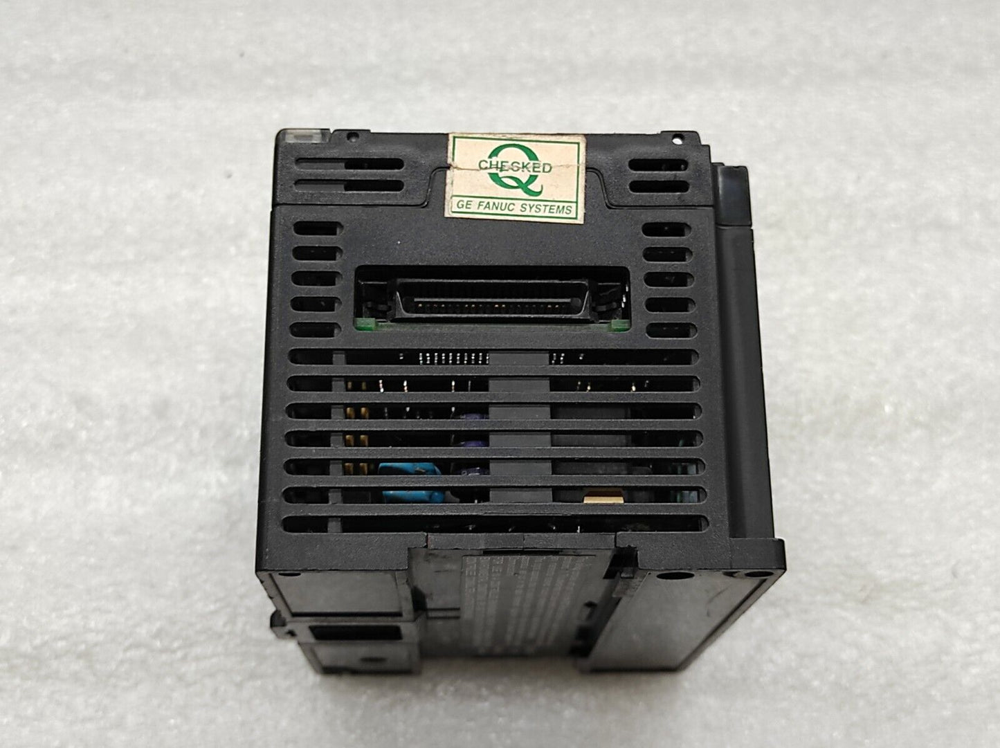 GE FANUC IC693UEX011RP1 PROGRAMMABLE CONTROLLER 100-240VAC